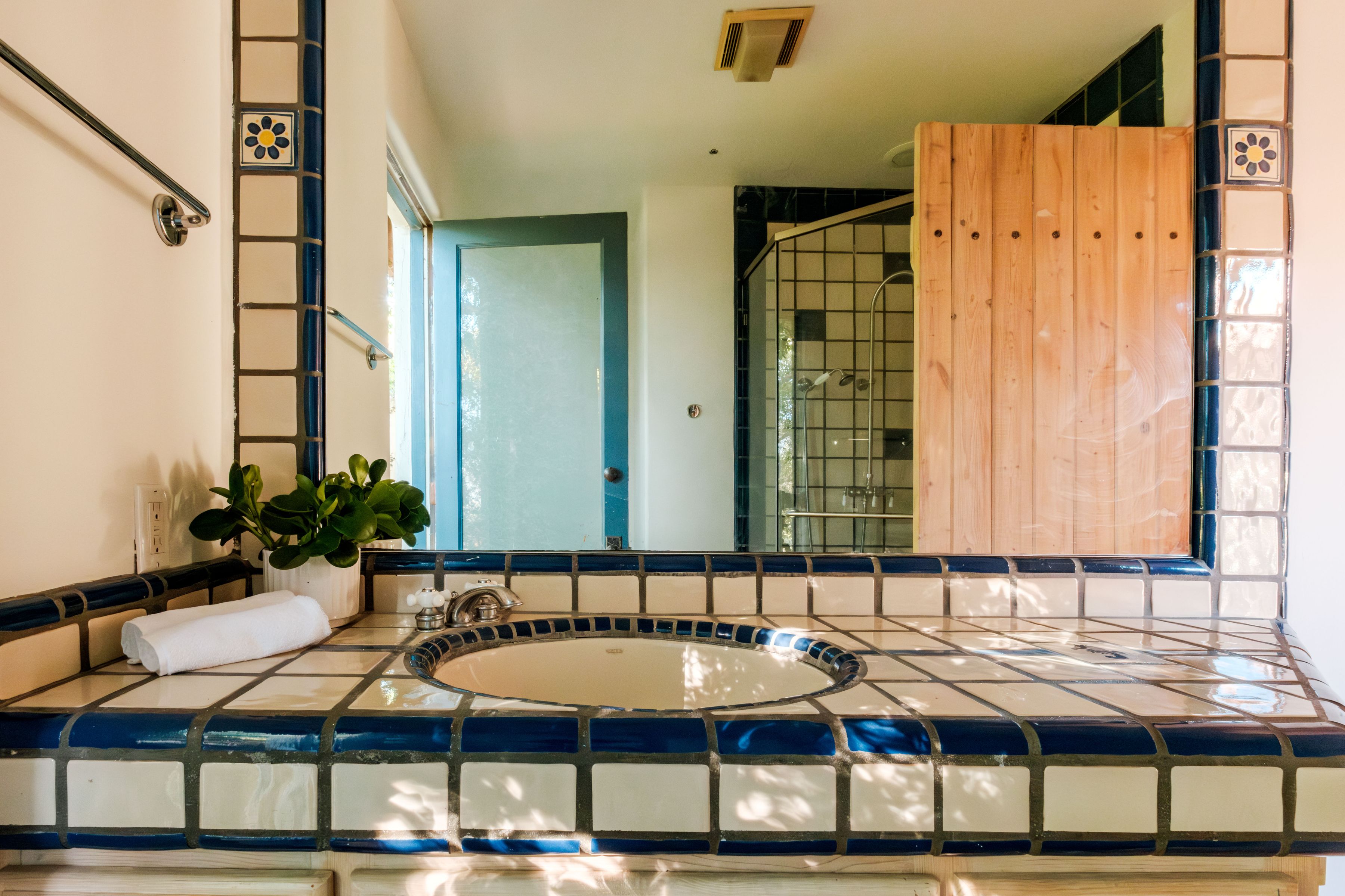 20333 Reigate Road - 物件實景