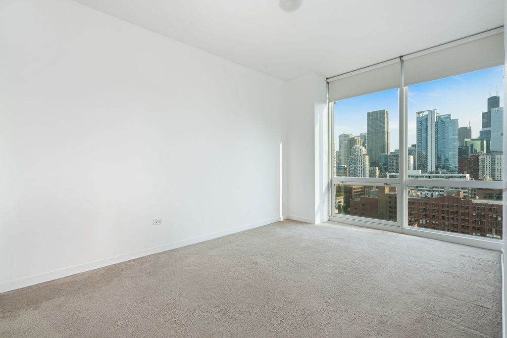Chicago, Illinois, 60654, United States, 2 Bedrooms Bedrooms, ,2 BathroomsBathrooms,Residential,For Sale,2023222