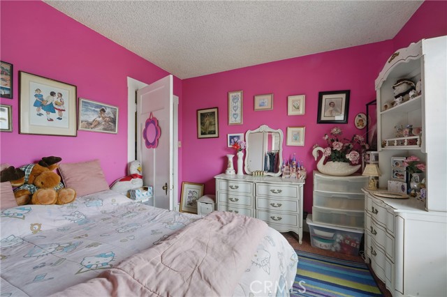 Panorama City, California, 91402, United States, 4 Bedrooms Bedrooms, ,2 BathroomsBathrooms,Residential,For Sale,1982743