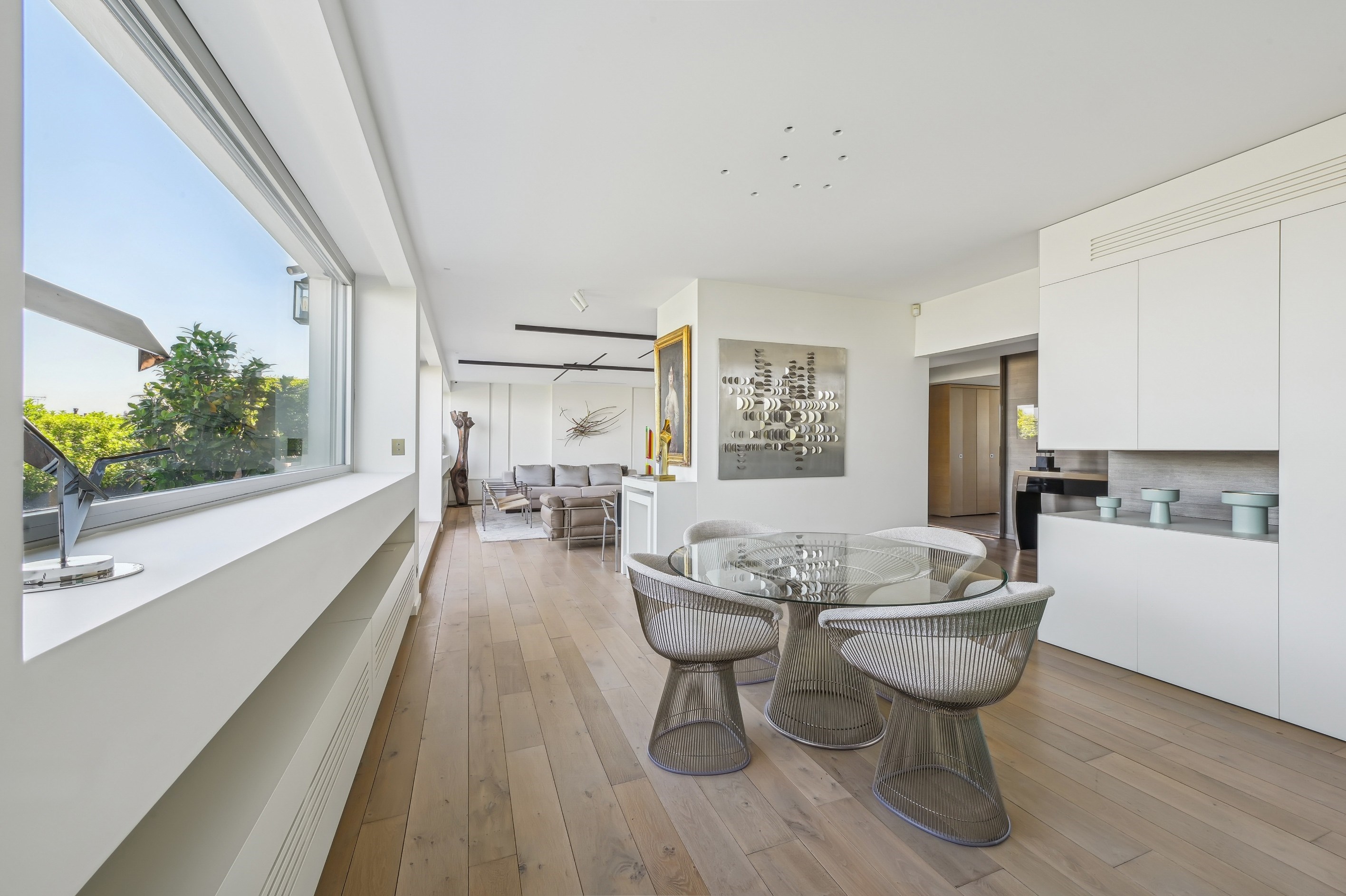  Elegant Pied-à-Terre with Expansive Terrace in Victor Hugo District - 物件實景