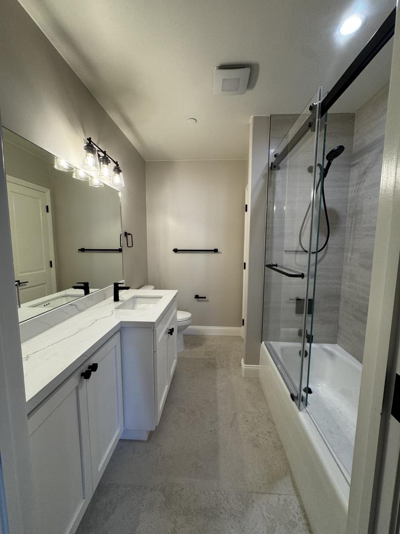 Palo Alto, California, 94306, United States, 2 Bedrooms Bedrooms, ,2 BathroomsBathrooms,Residential,For Sale,1992117