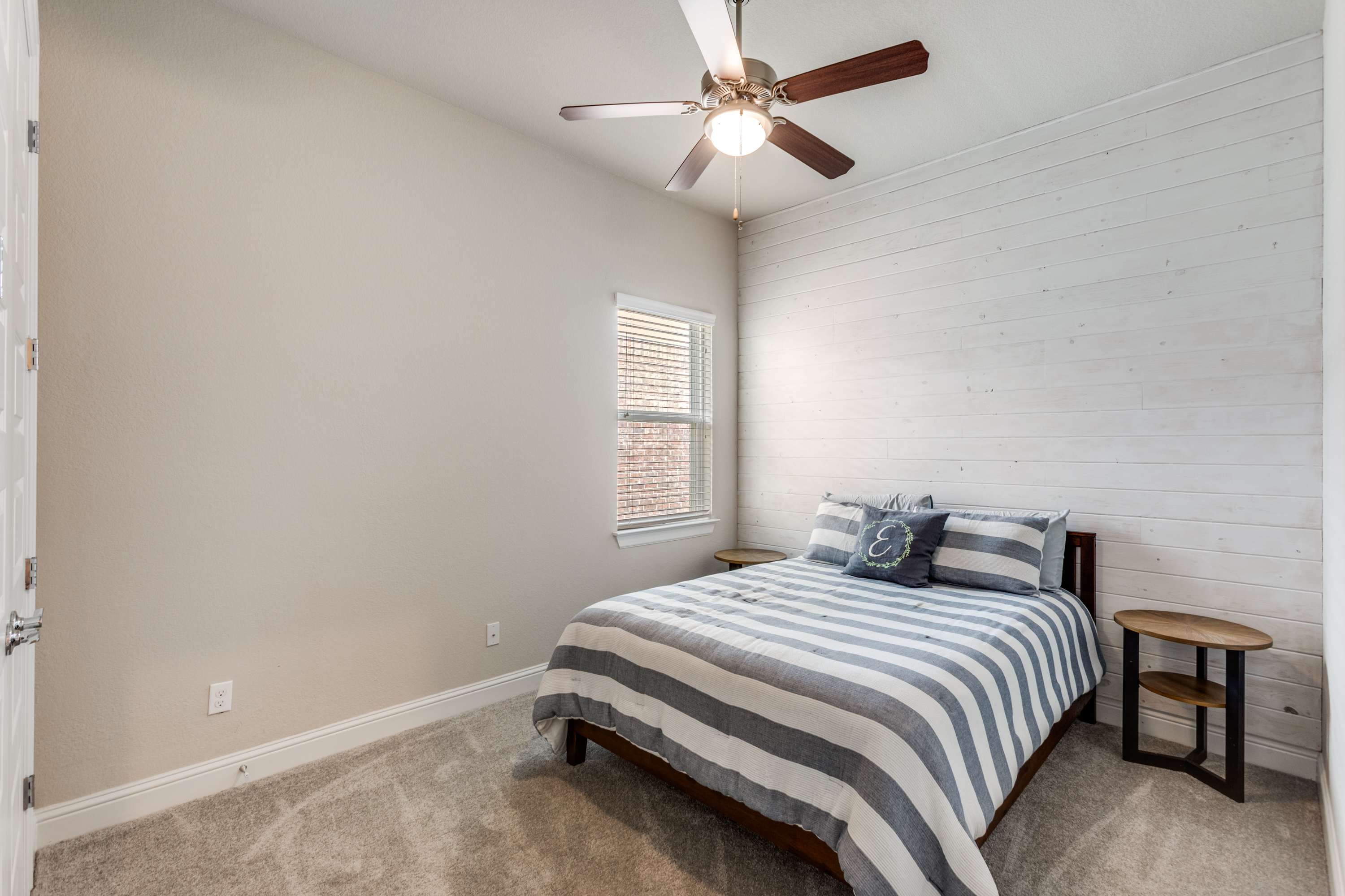  Sophisticated Open-Concept Living - 物件實景