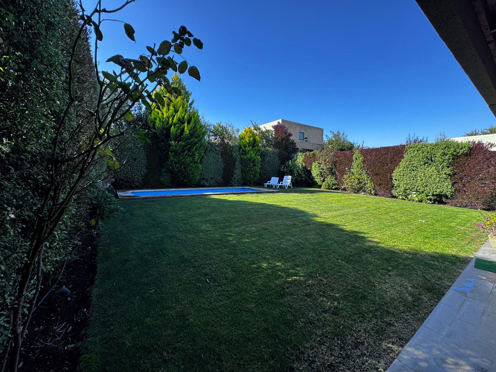 Colina, Chile, 4 Bedrooms Bedrooms, ,4 BathroomsBathrooms,Residential,For Sale,1690506