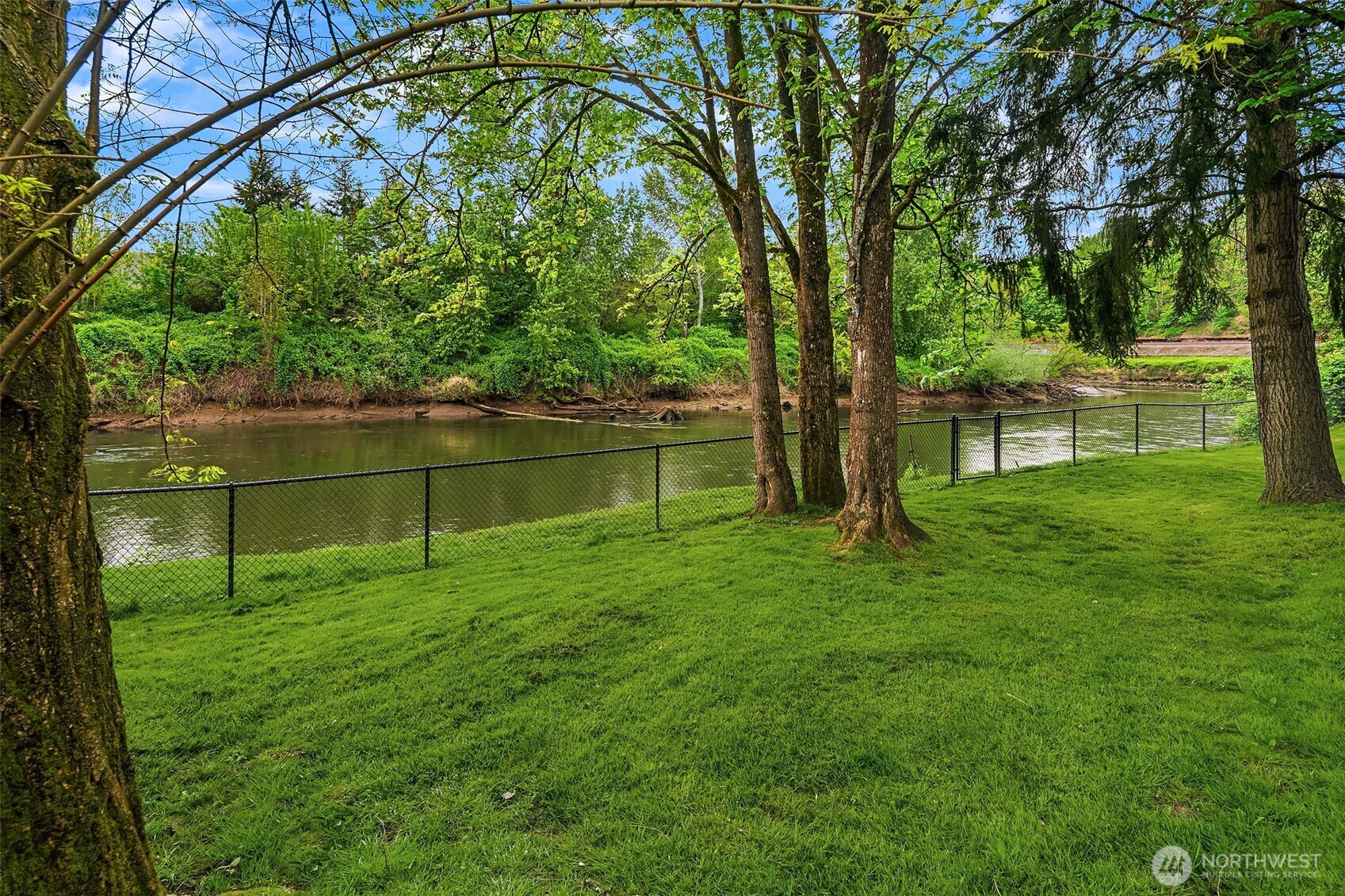 Tukwila, Washington, 98178, United States, 2 Bedrooms Bedrooms, ,Residential,For Sale,1847489