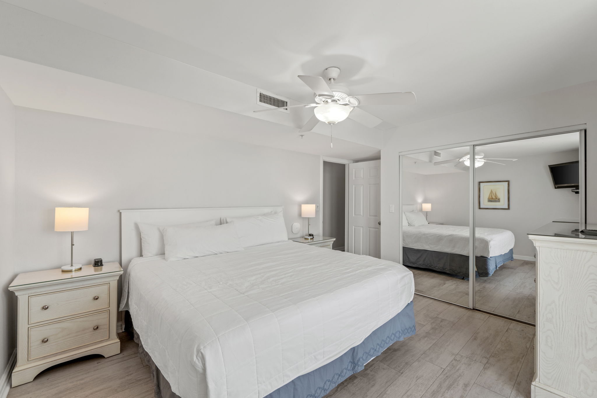 Destin, Florida, 32541, United States, 2 Bedrooms Bedrooms, ,2 BathroomsBathrooms,Residential,For Sale,1995378