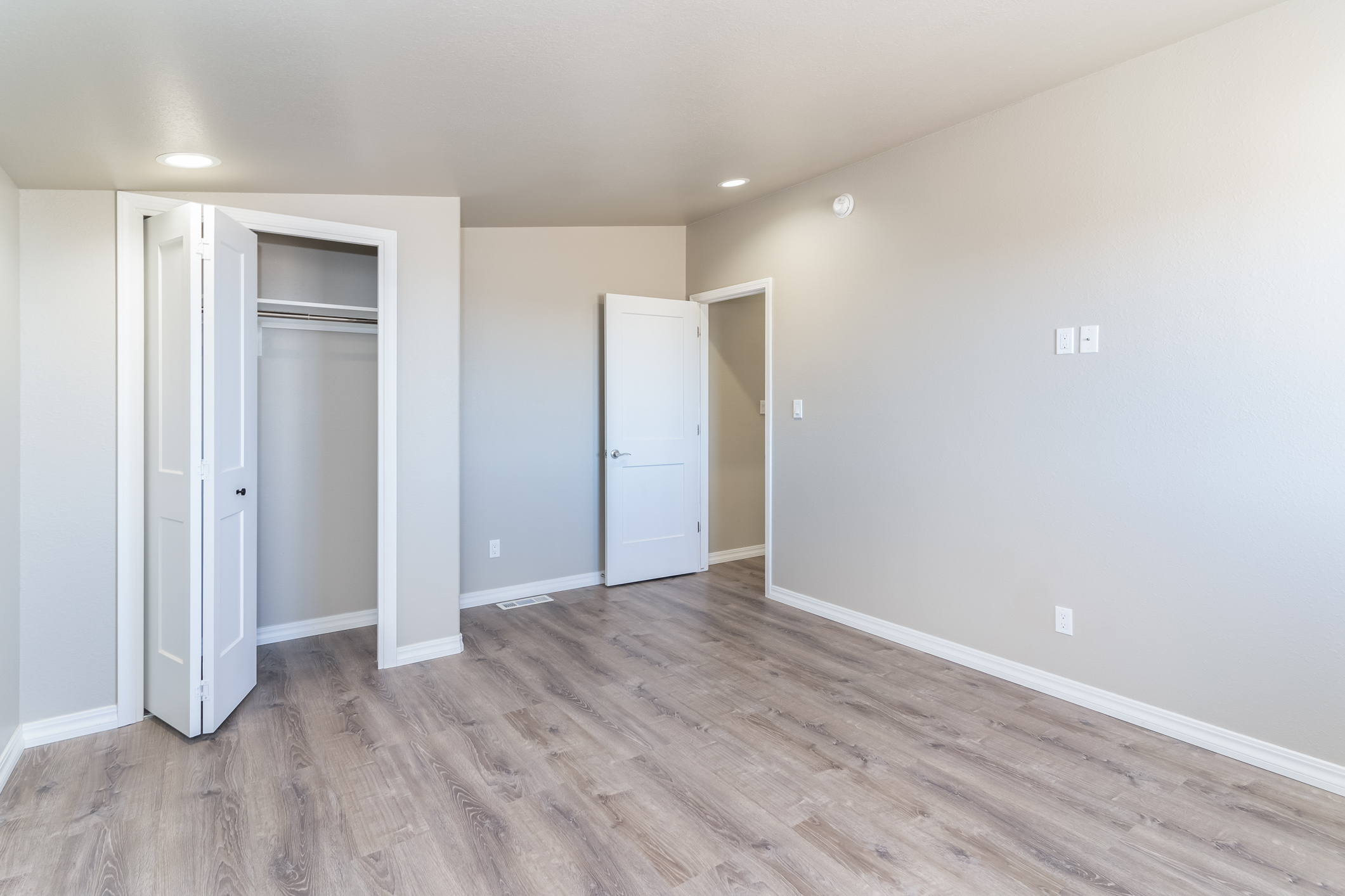 Aztec, New Mexico, 87410, United States, ,2 BathroomsBathrooms,Residential,For Sale,1980456