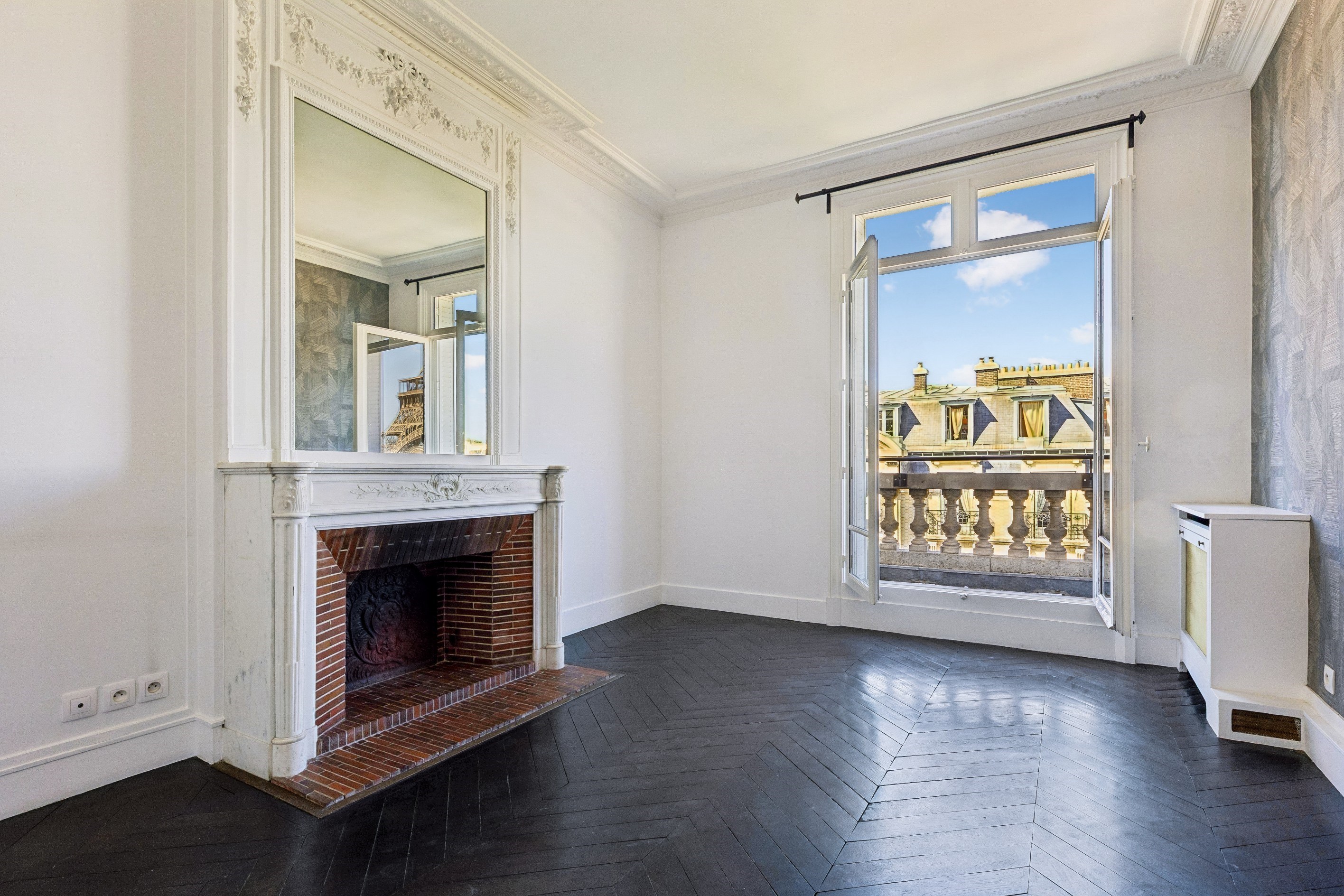  Above Paris, facing the Eiffel Tower: nearly 500 sq m to reinvent - 物件實景