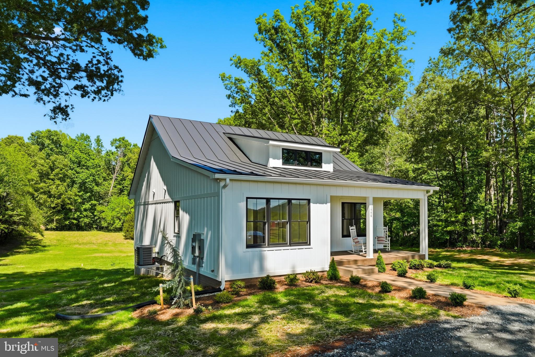 Reva, Virginia, 22735, United States, 2 Bedrooms Bedrooms, ,2 BathroomsBathrooms,Residential,For Sale,2048216