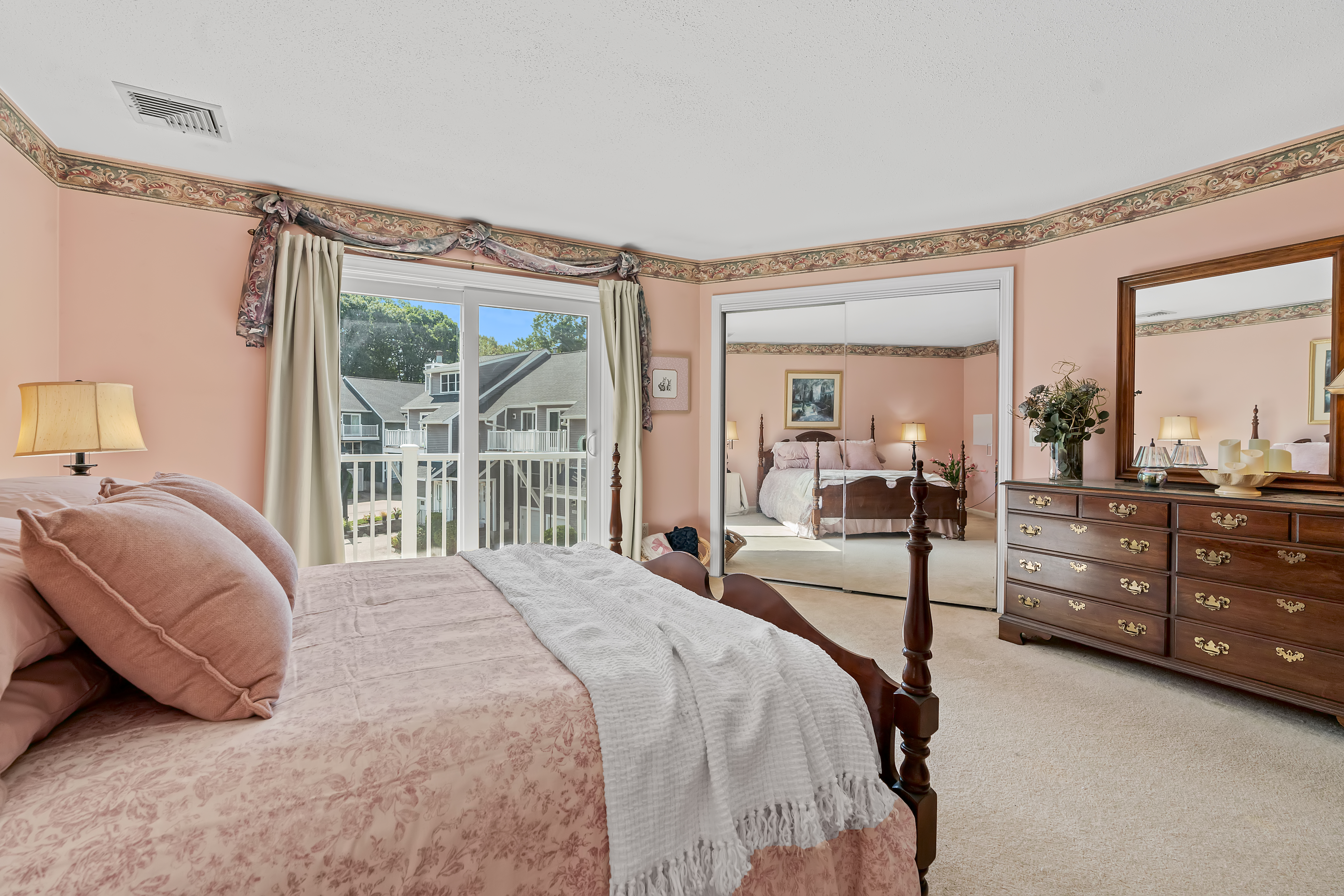  101 South Avenue- Unit 1004, Attleboro, MA, 02703 - 物件實景