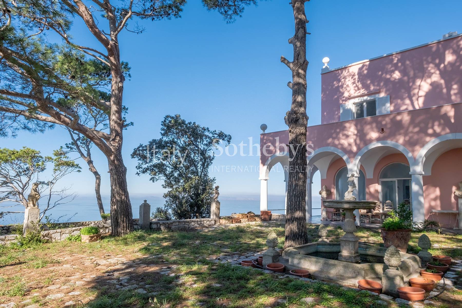  Monumental villa overlooking the sea of Capri - 物件實景