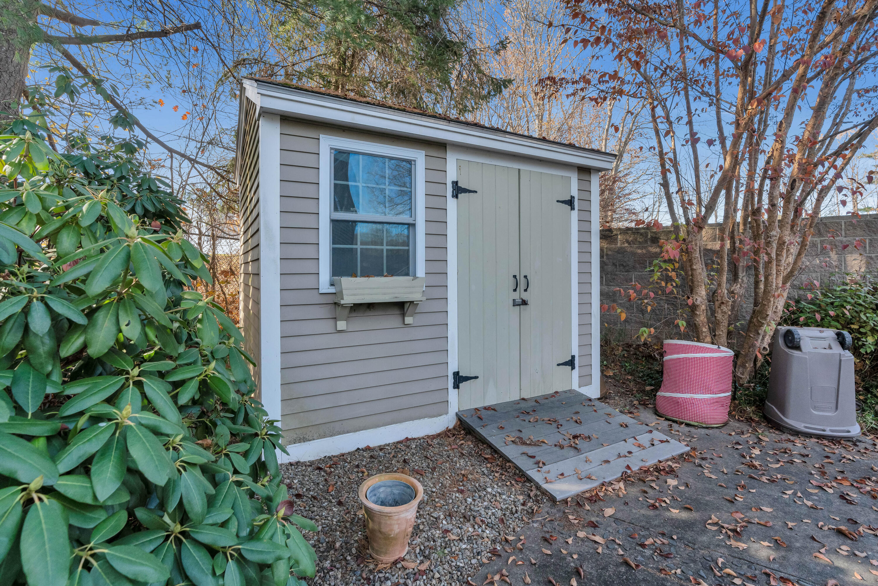 Biddeford, Maine, 04005, United States, 4 Bedrooms Bedrooms, ,2 BathroomsBathrooms,Residential,For Sale,1998354