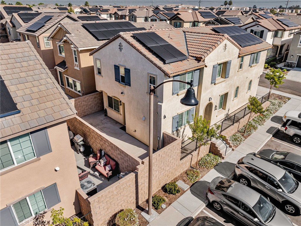 Fontana, California, 92336, United States, 4 Bedrooms Bedrooms, ,3 BathroomsBathrooms,Residential,For Sale,1991527