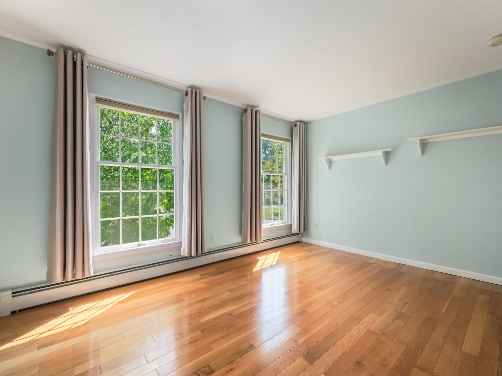 Lincoln Park, New Jersey, 07035, United States, 4 Bedrooms Bedrooms, ,3 BathroomsBathrooms,Residential,For Sale,1942822
