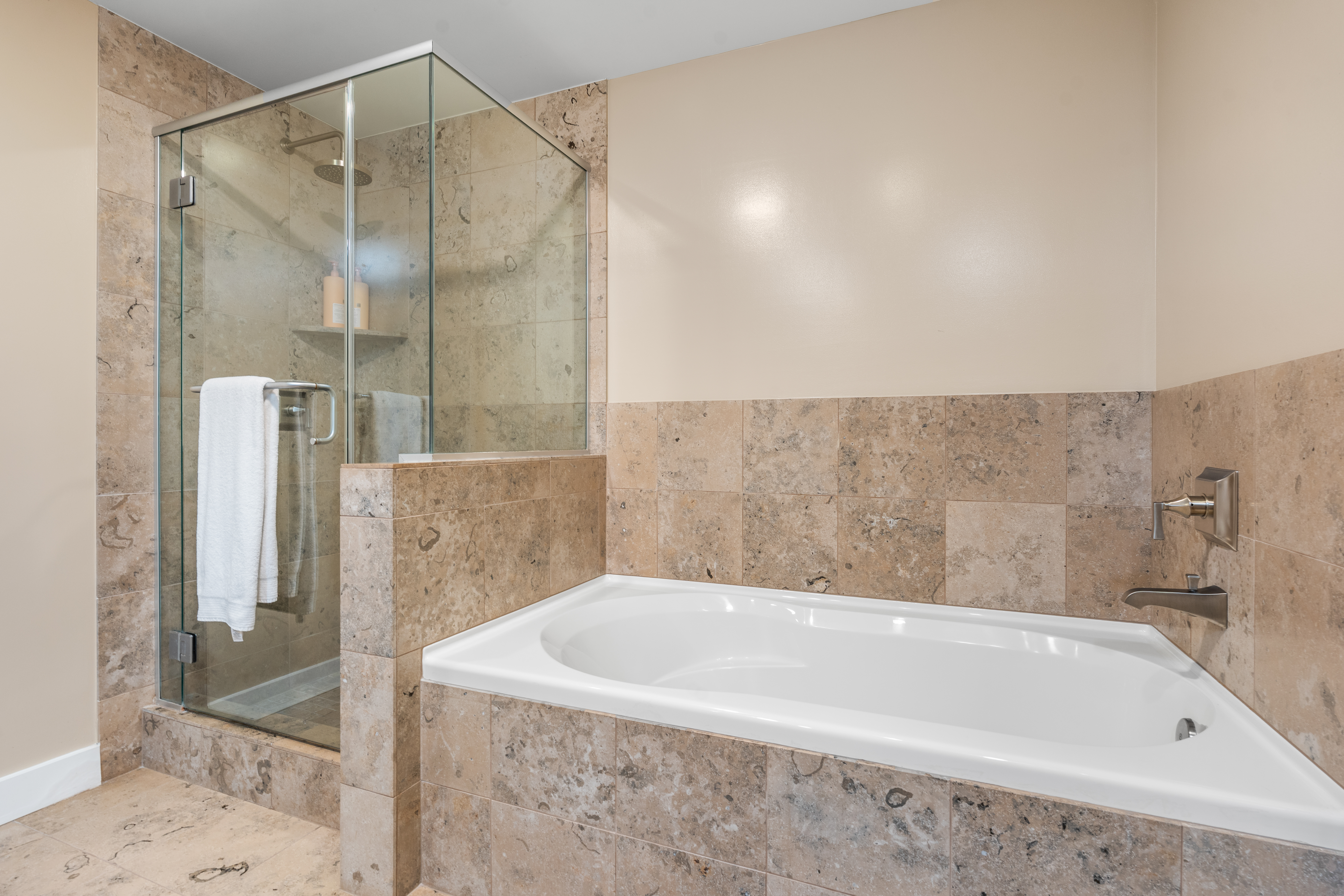  1325 Pacific Highway, San Diego, CA 92101 - 物件實景