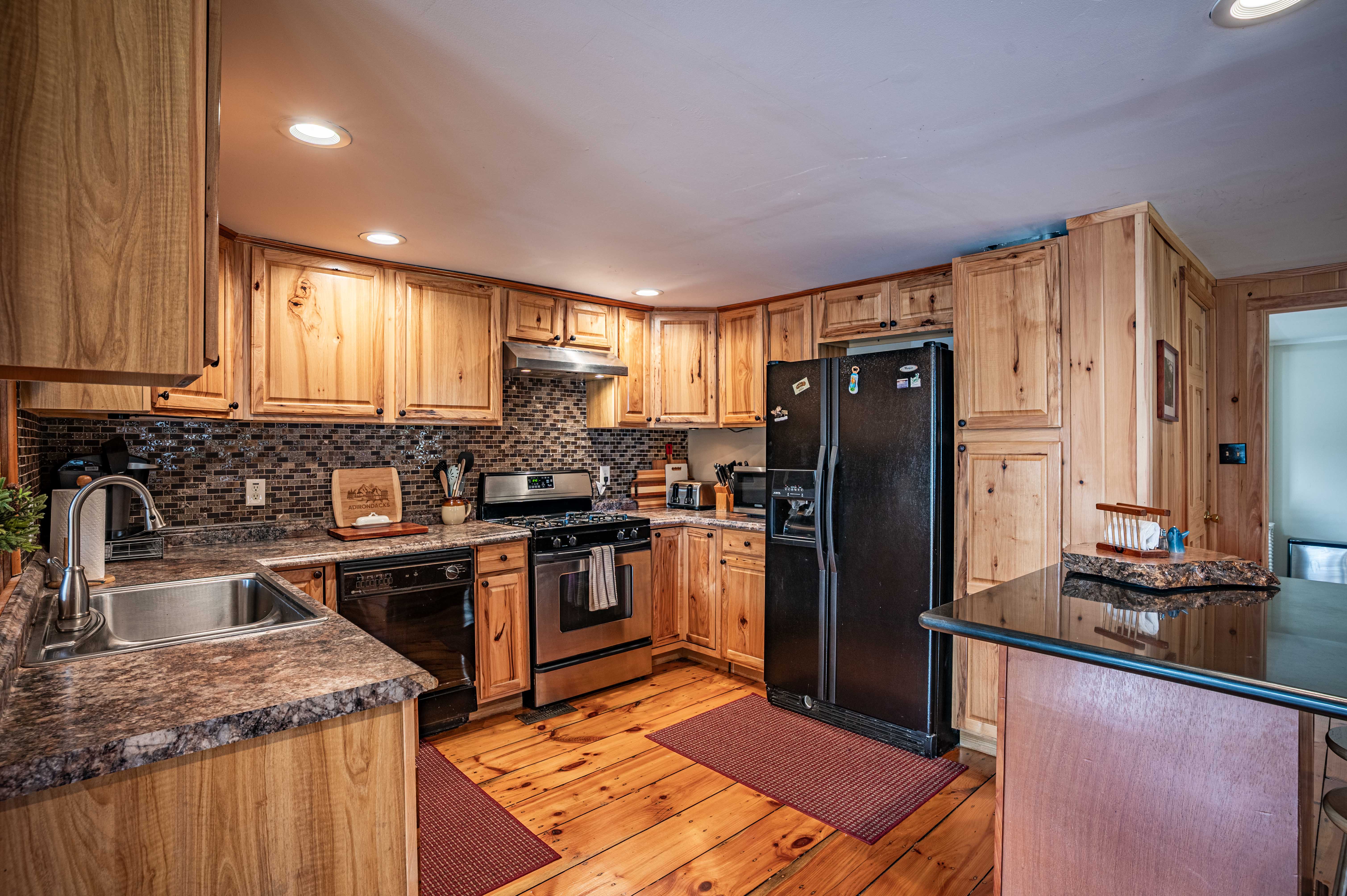  344 Hollywood Rd, Old Forge, NY, 13420 - 物件實景