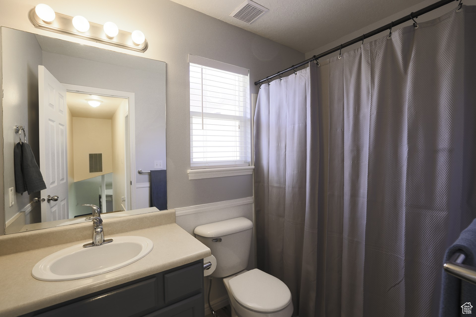 Lehi, Utah, 84043, United States, 5 Bedrooms Bedrooms, ,3 BathroomsBathrooms,Residential,For Sale,1941940