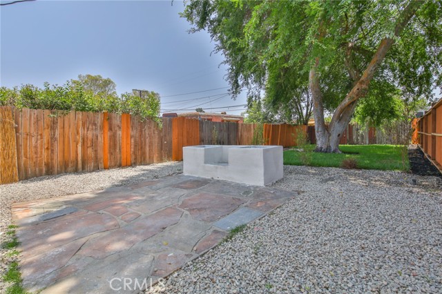 Los Angeles, California, 90059, United States, 2 Bedrooms Bedrooms, ,1 BathroomBathrooms,Residential,For Sale,2008182