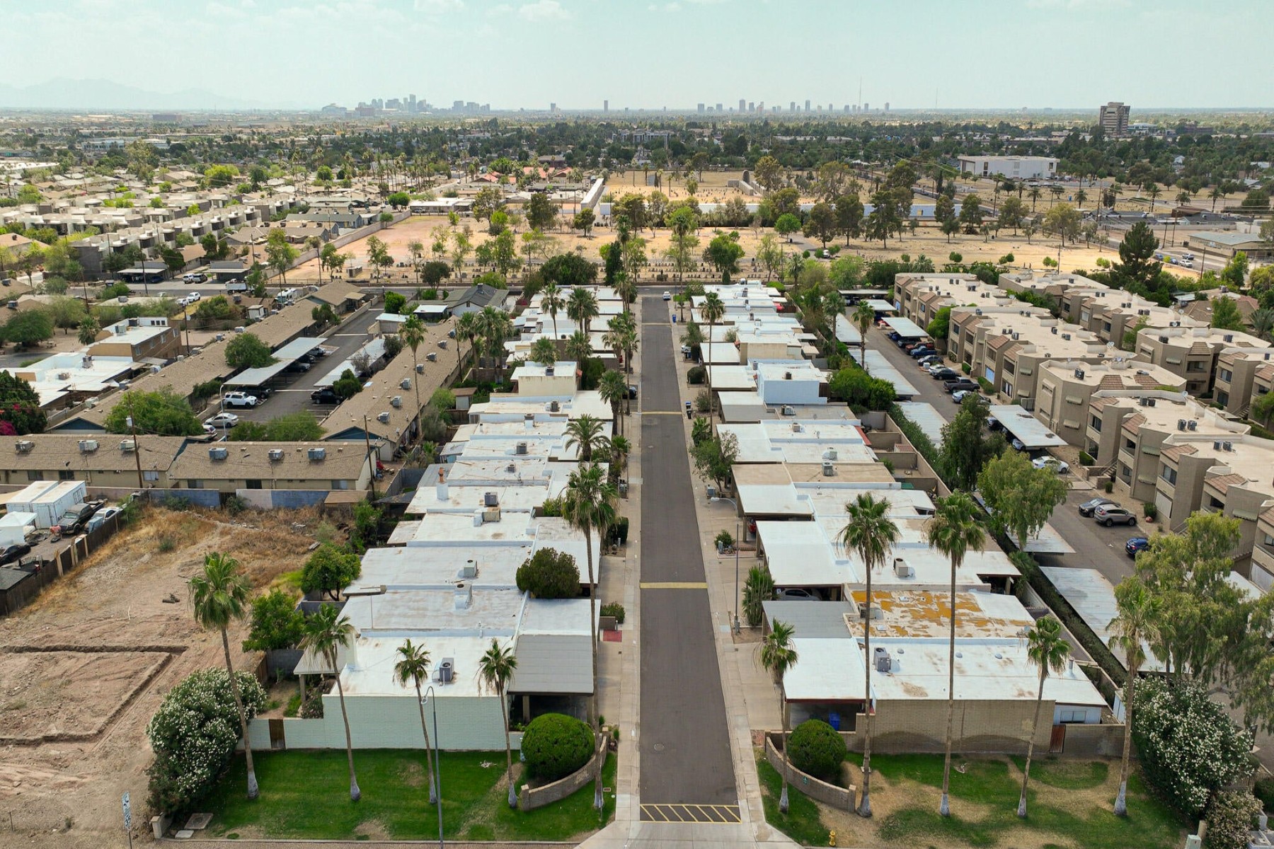  5114 E Monte Vista Road  Phoenix, AZ - 物件實景