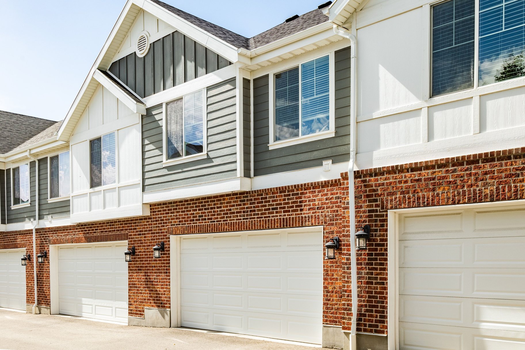  Spacious and Stylish Townhome Designed for Effortless Living - 物件實景