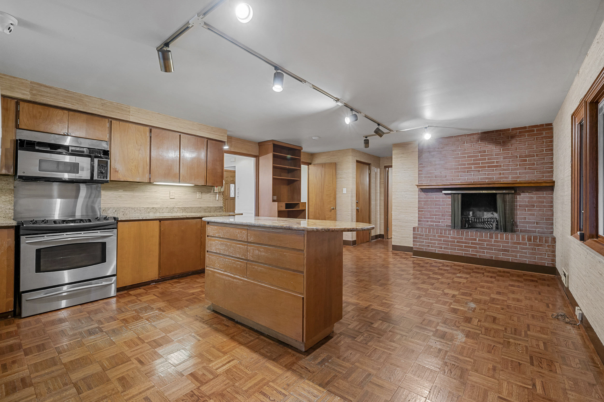  25 Carleton Drive, Pittsburgh, PA 15243 - 物件實景