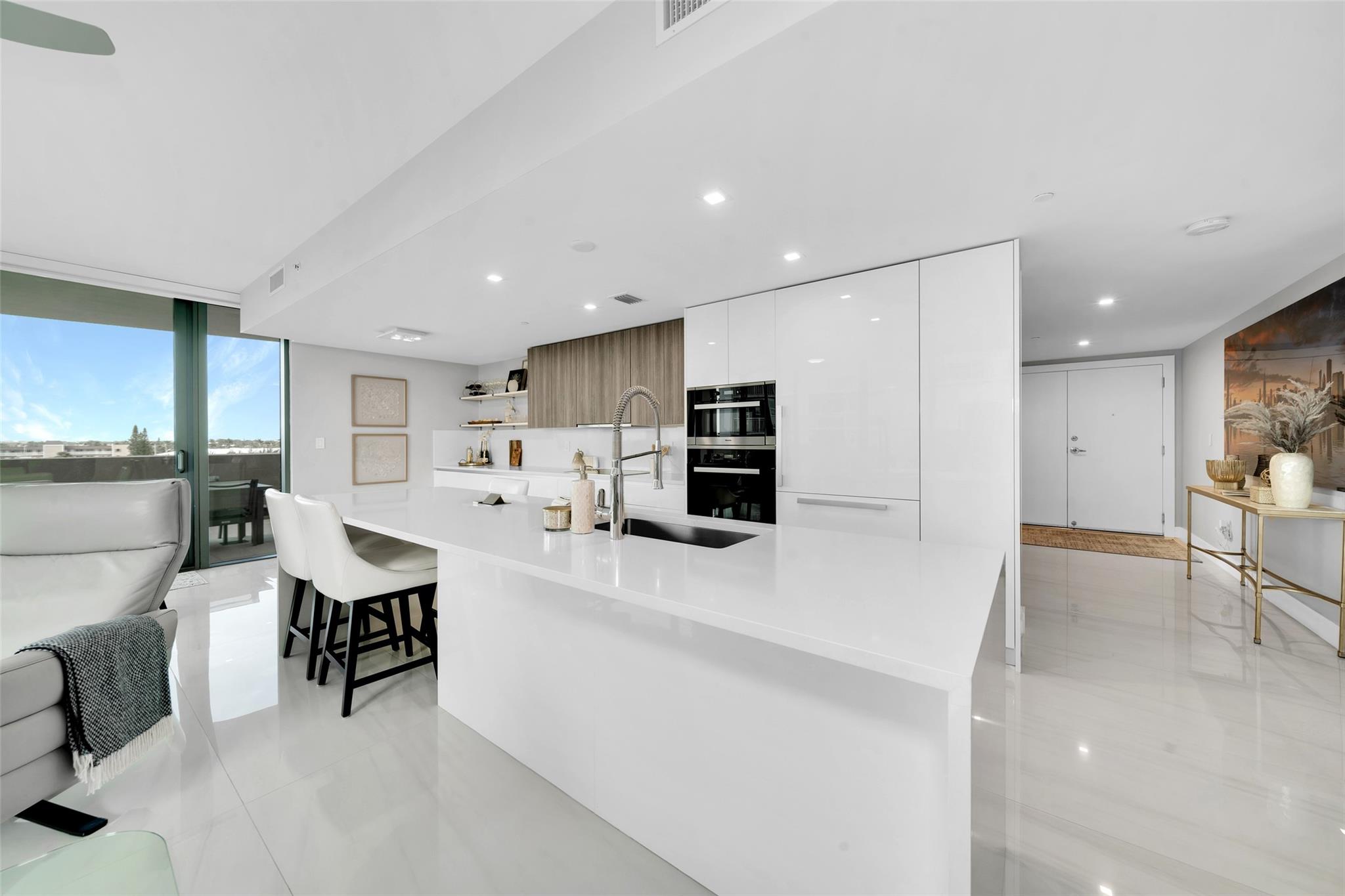 Pompano Beach, Florida, 33062, United States, 3 Bedrooms Bedrooms, ,3 BathroomsBathrooms,Residential,For Sale,1810568