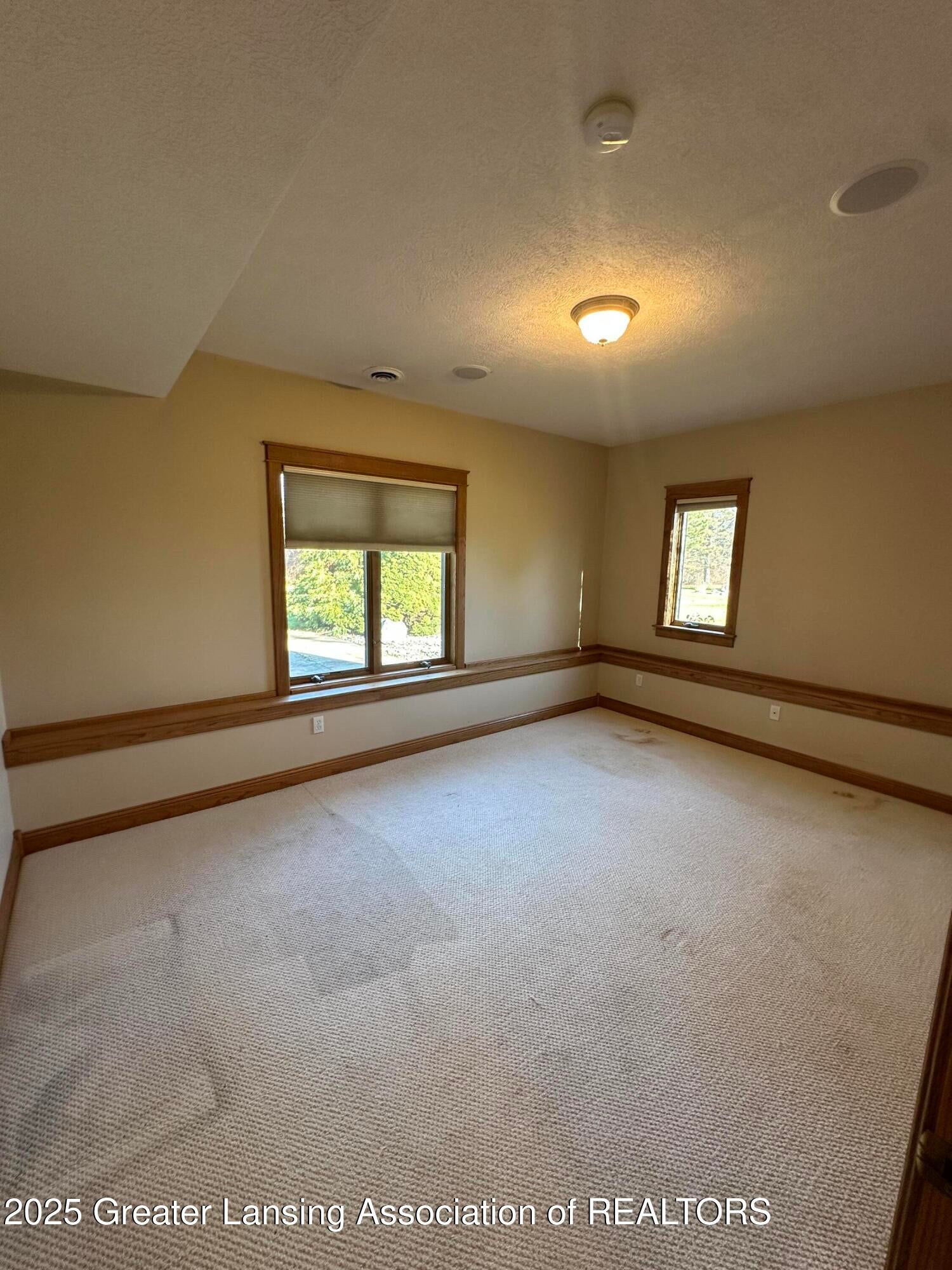 Lansing, Michigan, 48917, United States, 3 Bedrooms Bedrooms, ,4 BathroomsBathrooms,Residential,For Sale,1995579