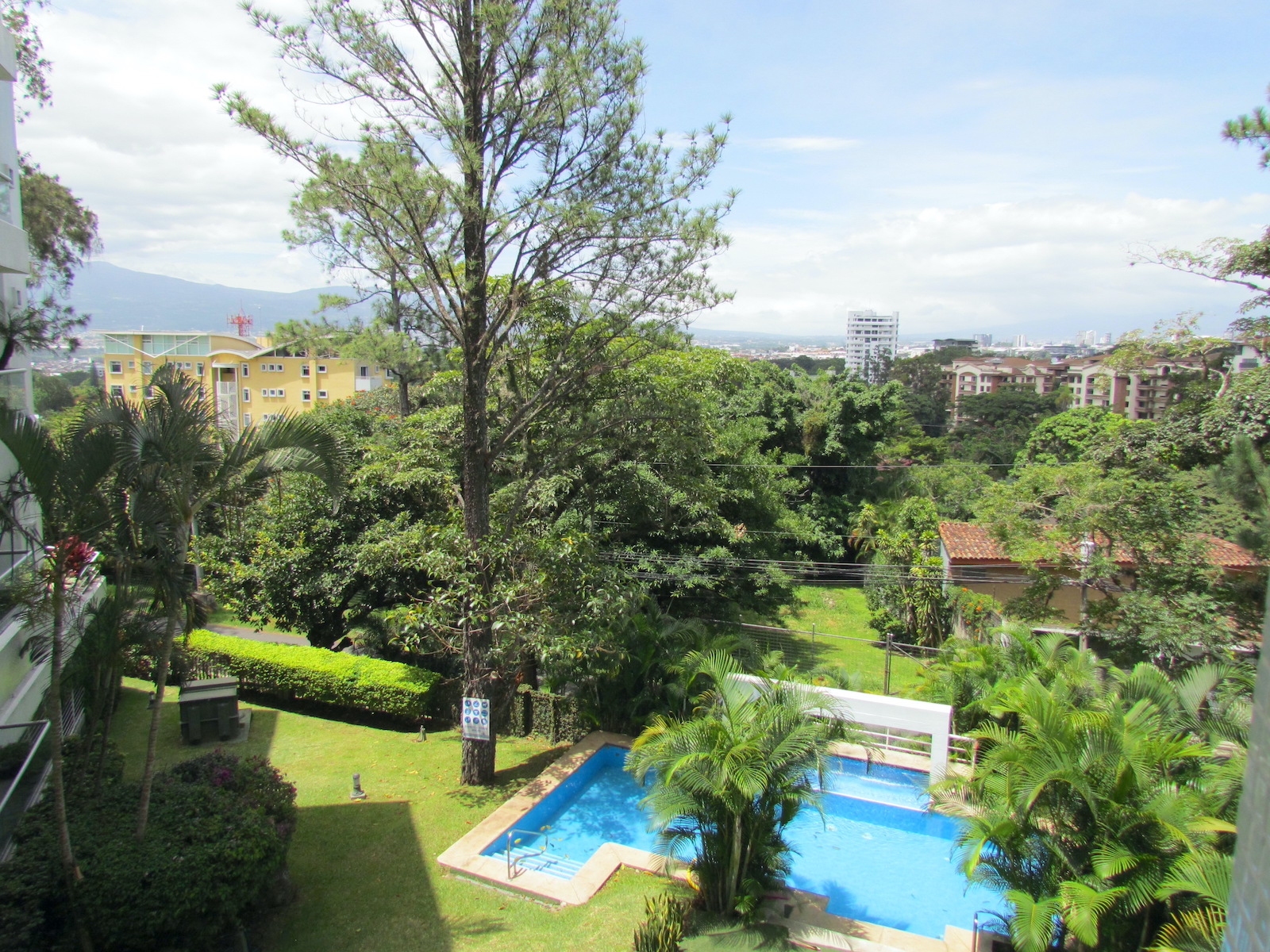 Jaboncillo, San Jose, CR, 3 Bedrooms Bedrooms, ,4 BathroomsBathrooms,Residential,For Sale,1994586