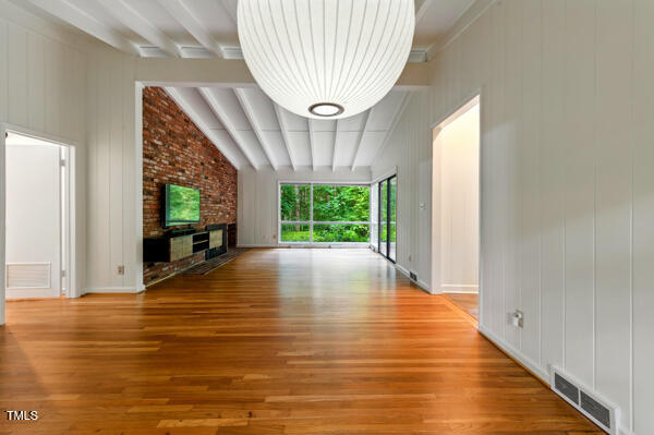 Chapel Hill, North Carolina, 27514, United States, 3 Bedrooms Bedrooms, ,3 BathroomsBathrooms,Residential,For Sale,1847615