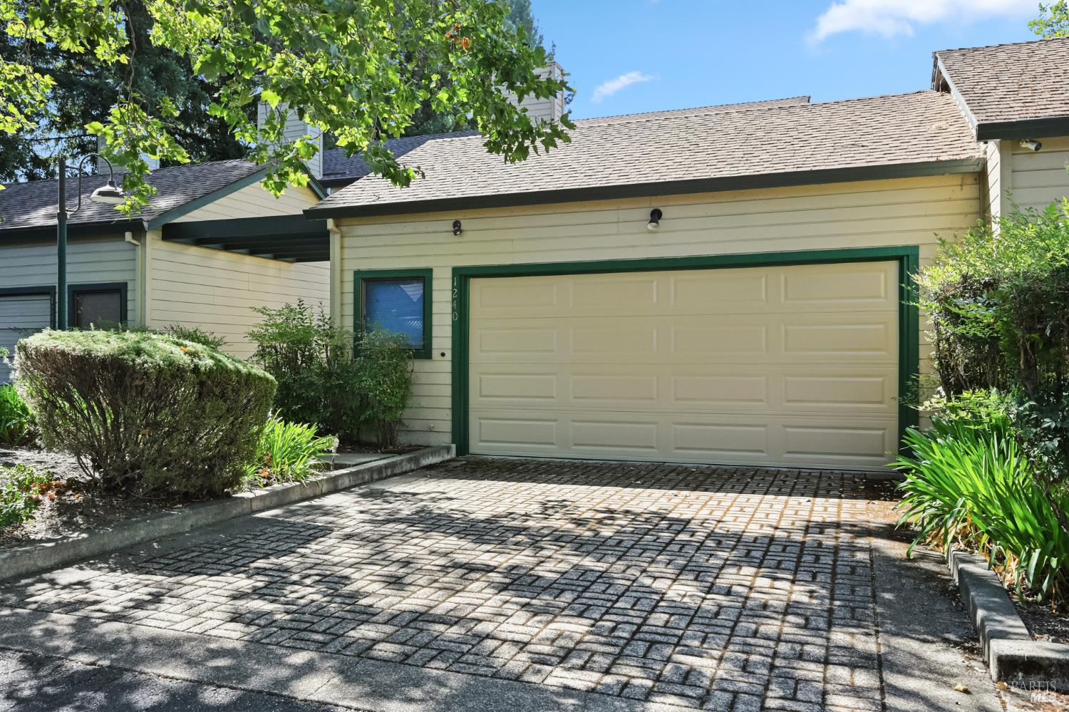 Santa Rosa, California, 95404, United States, 2 Bedrooms Bedrooms, ,2 BathroomsBathrooms,Residential,For Sale,1948013