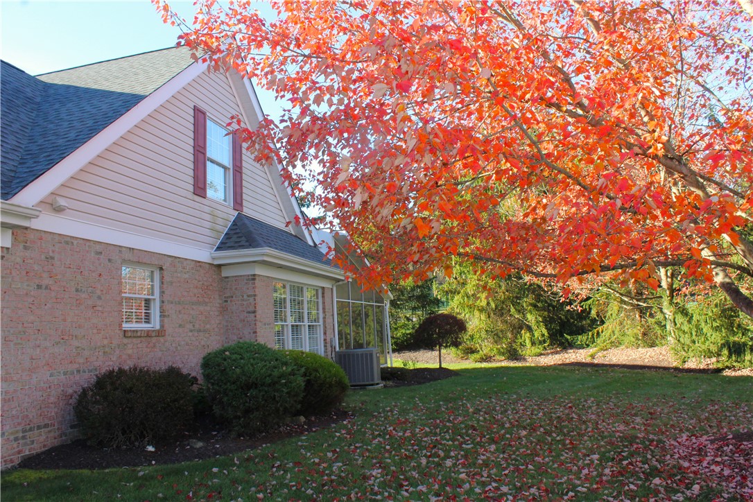 North Strabane, Pennsylvania, 15317, United States, 3 Bedrooms Bedrooms, ,3 BathroomsBathrooms,Residential,For Sale,1985383