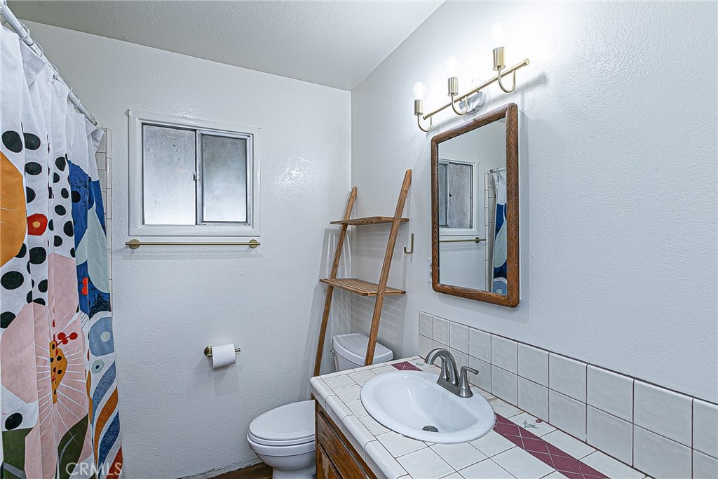 Santa Maria, California, 93455, United States, 3 Bedrooms Bedrooms, ,2 BathroomsBathrooms,Residential,For Sale,1895005
