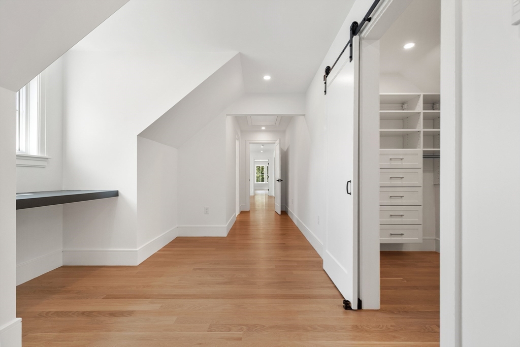 Lexington, Massachusetts, 02421, United States, 5 Bedrooms Bedrooms, ,7 BathroomsBathrooms,Residential,For Sale,1913720