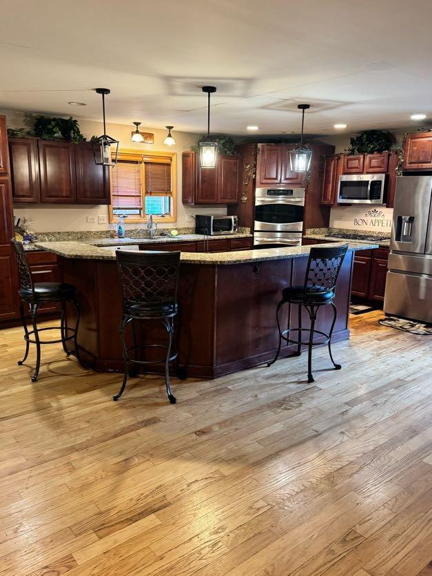 River Grove, Illinois, 60171, United States, 5 Bedrooms Bedrooms, ,4 BathroomsBathrooms,Residential,For Sale,1910767