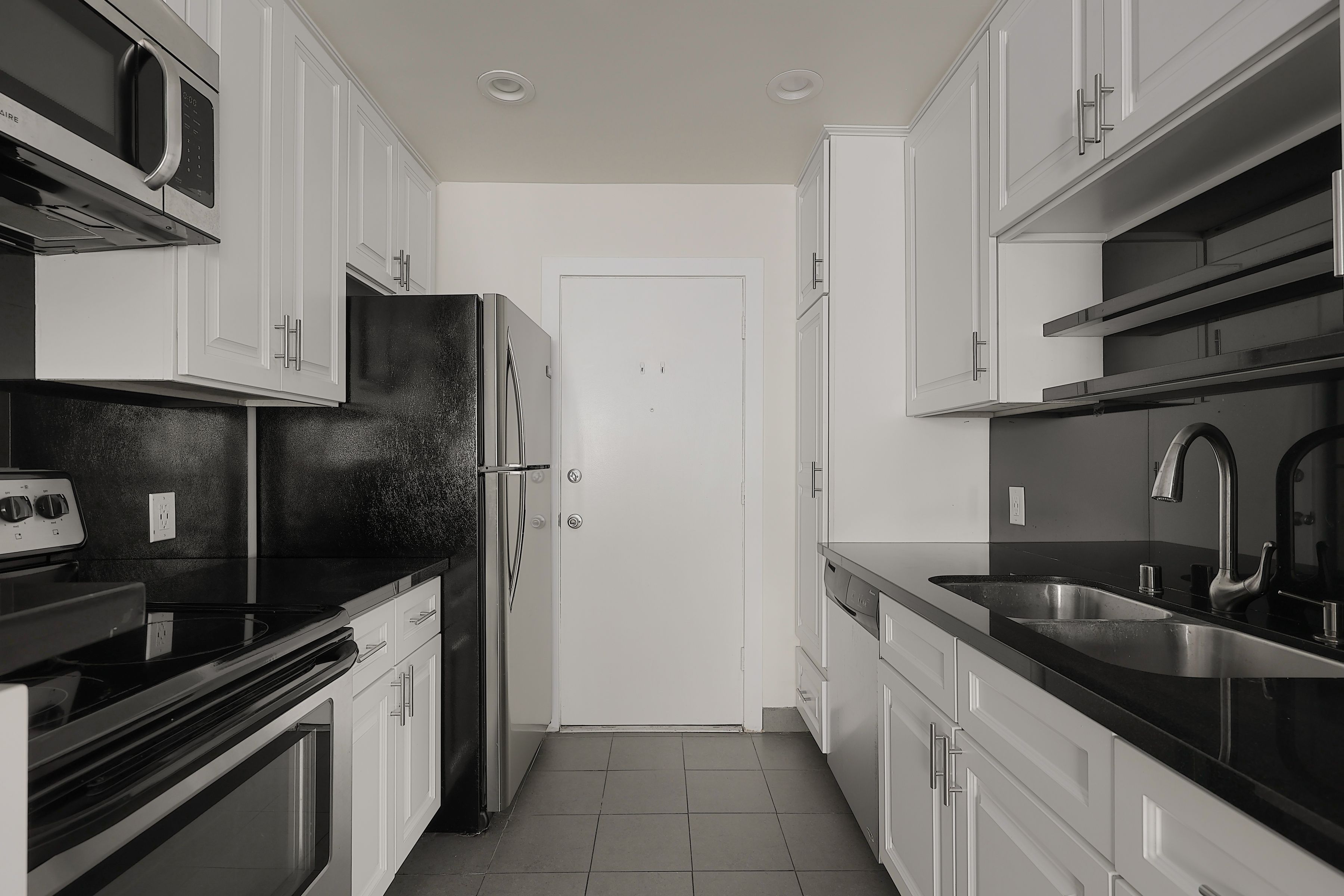  960 Larrabee Street #218 - 物件實景