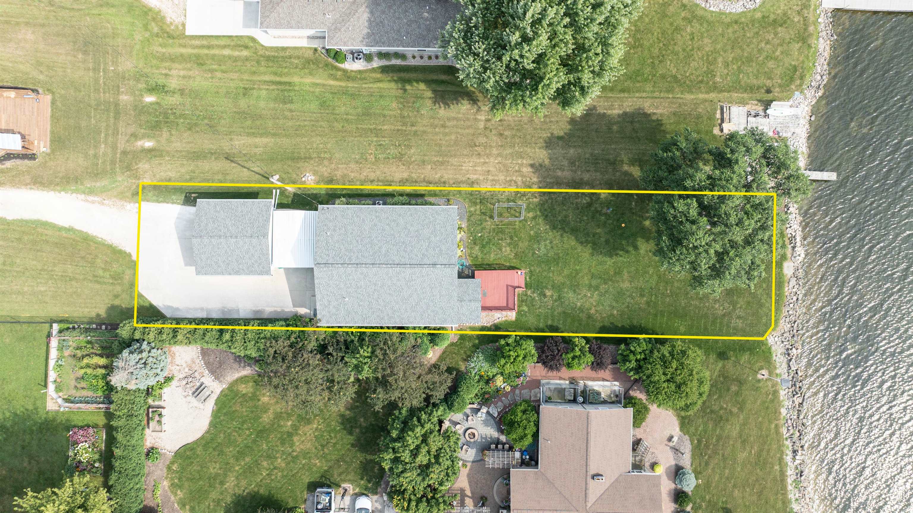 Van Dyne, Wisconsin, 54979, United States, 4 Bedrooms Bedrooms, ,3 BathroomsBathrooms,Residential,For Sale,1979444