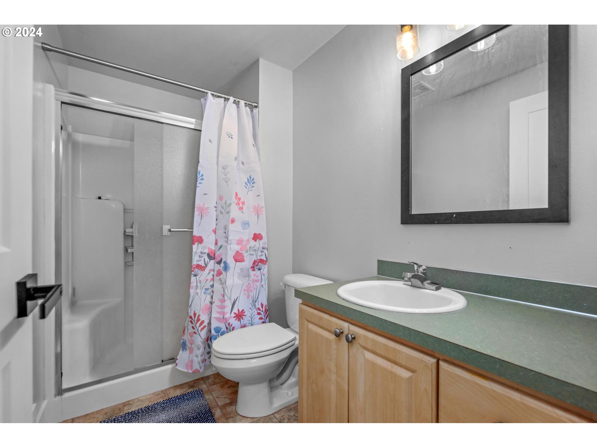 33020 S Dickey Prairie Rd, Molalla, Oregon, 97038, United States, 4 Bedrooms Bedrooms, ,3 BathroomsBathrooms,Residential,For Sale,33020 S Dickey Prairie Rd,1670604