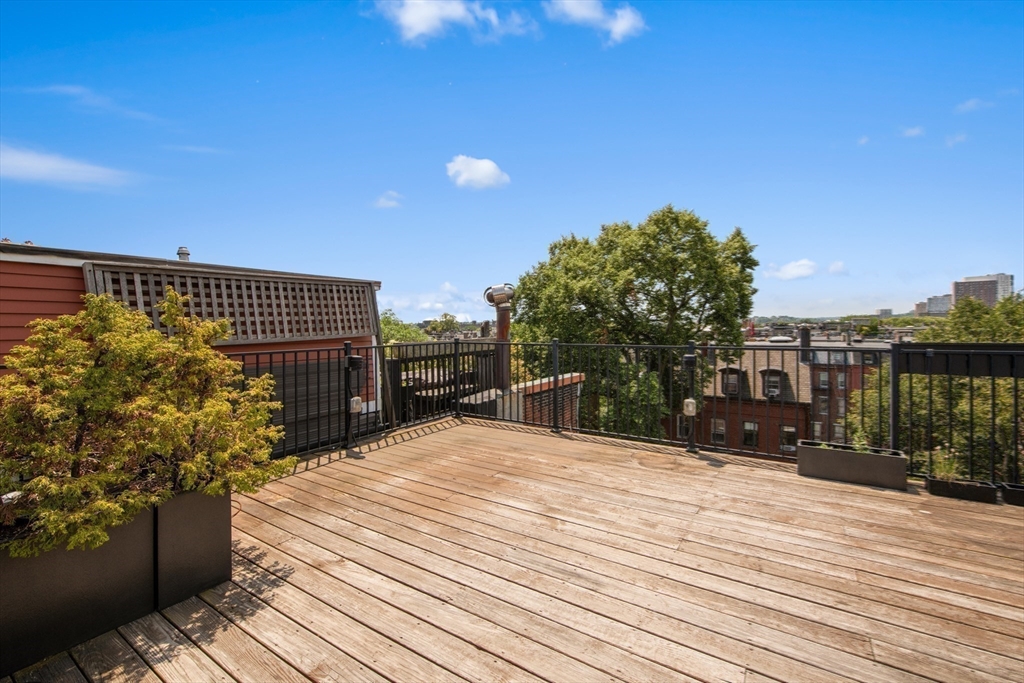 Boston, Massachusetts, 02118, United States, 2 Bedrooms Bedrooms, ,3 BathroomsBathrooms,Residential,For Sale,1978811