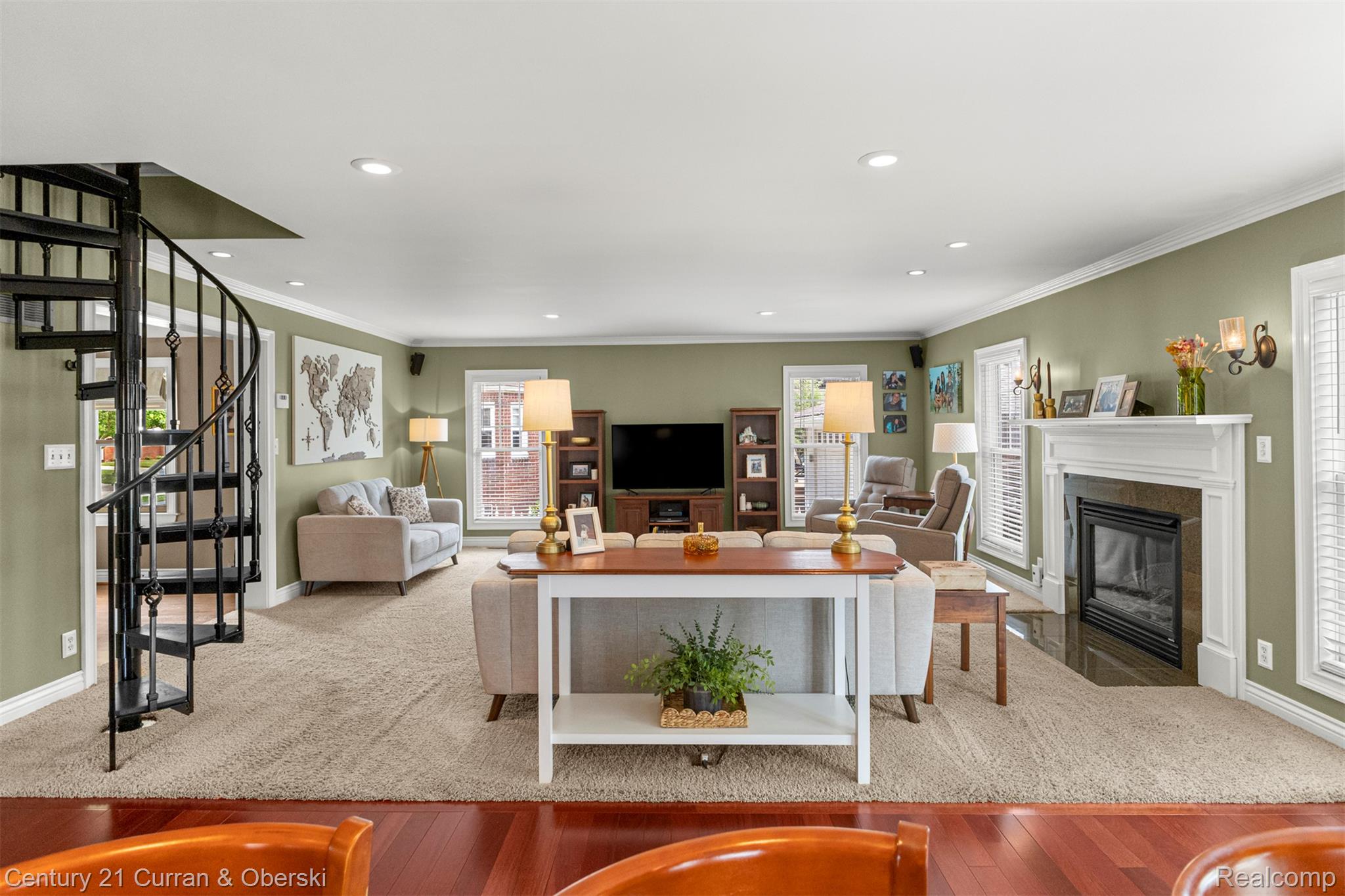 Allen Park, Michigan, 48101, United States, 4 Bedrooms Bedrooms, ,4 BathroomsBathrooms,Residential,For Sale,1982178