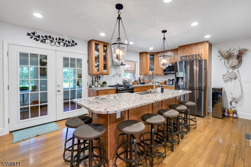 West Orange Twp., New Jersey, 07052, United States, 6 Bedrooms Bedrooms, ,4 BathroomsBathrooms,Residential,For Sale,1826682