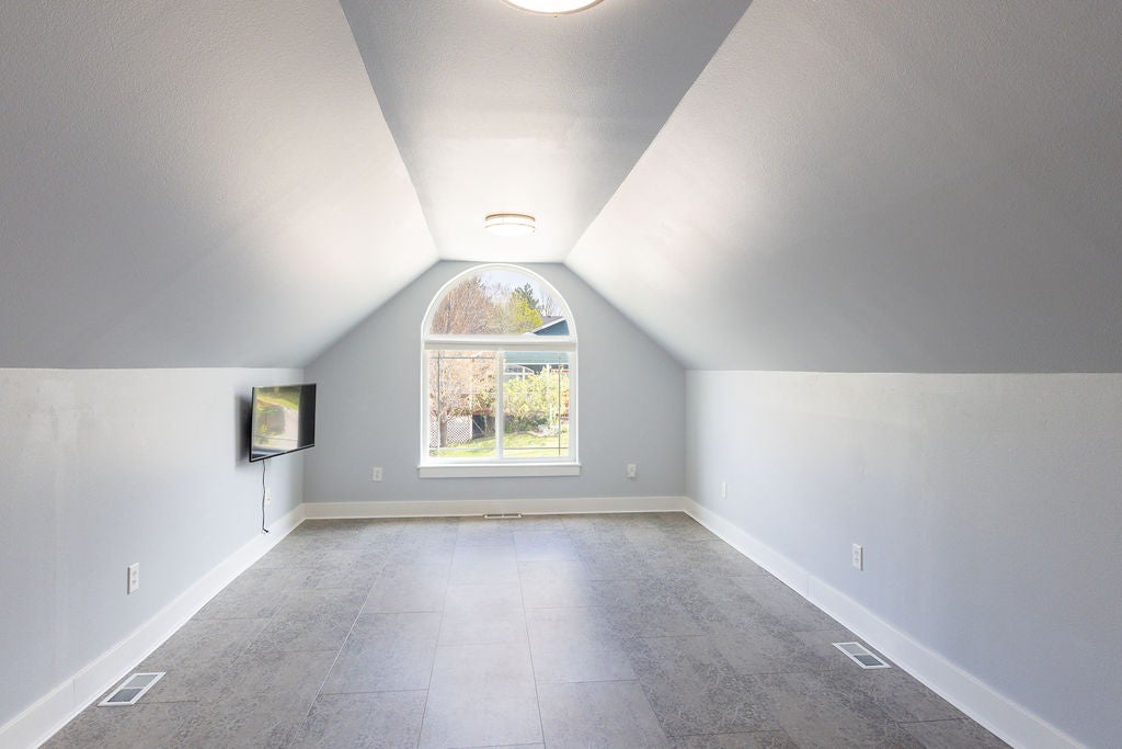Billings, Montana, 59101, United States, 6 Bedrooms Bedrooms, ,4 BathroomsBathrooms,Residential,For Sale,2049164
