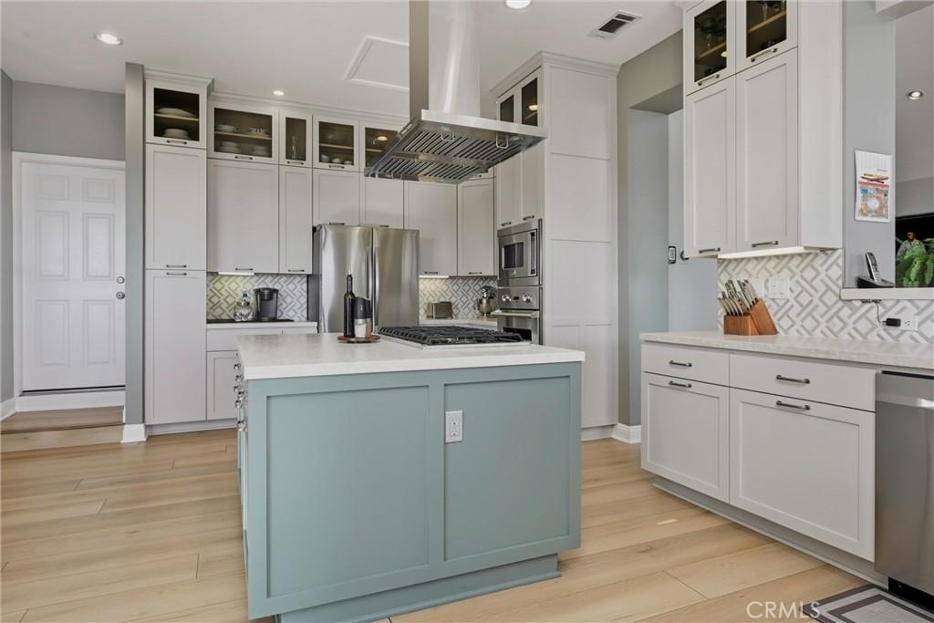 Hidden Valley Lake, California, 95467, United States, 3 Bedrooms Bedrooms, ,4 BathroomsBathrooms,Residential,For Sale,1975917