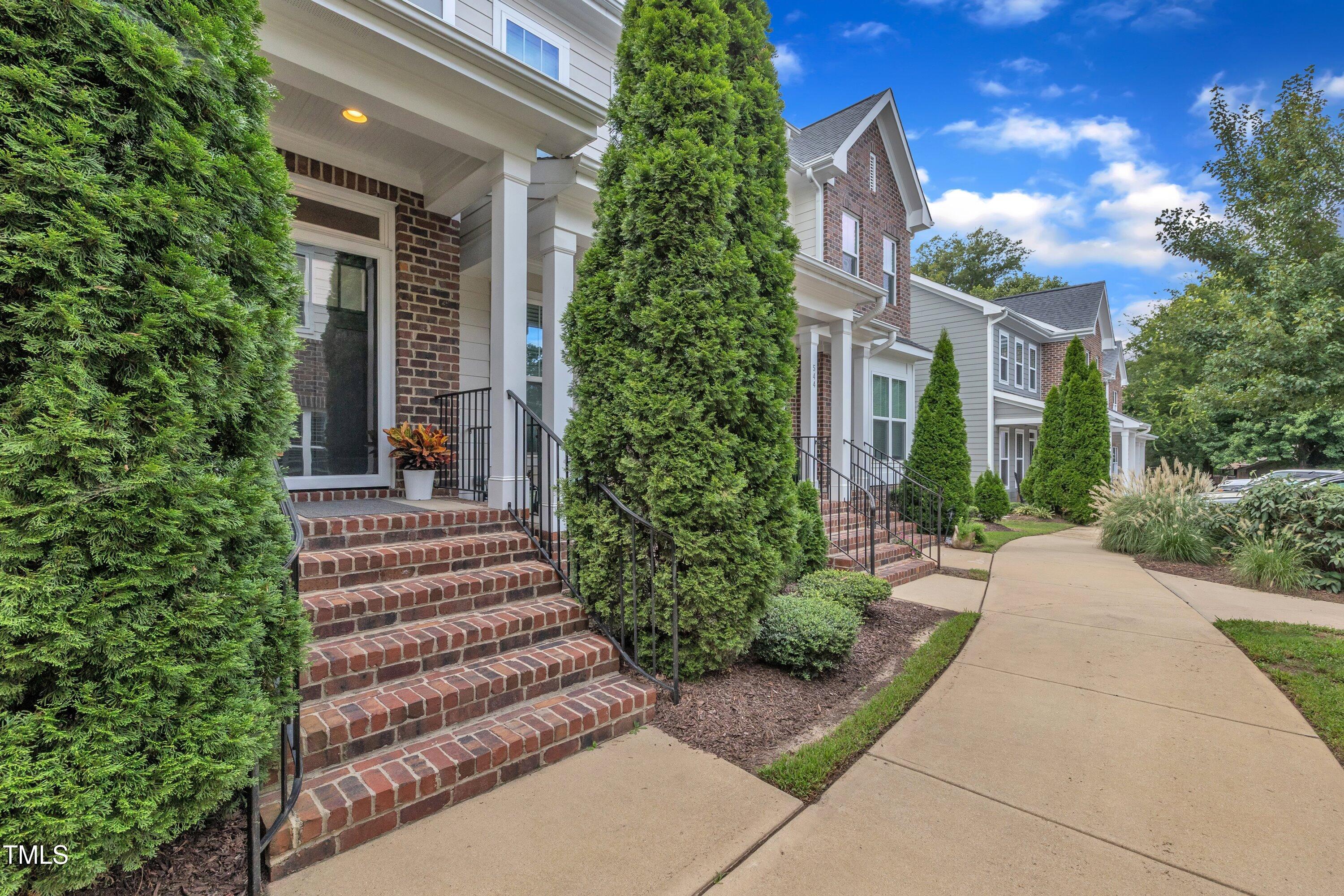 Raleigh, North Carolina, 27608, United States, 2 Bedrooms Bedrooms, ,3 BathroomsBathrooms,Residential,For Sale,1947101