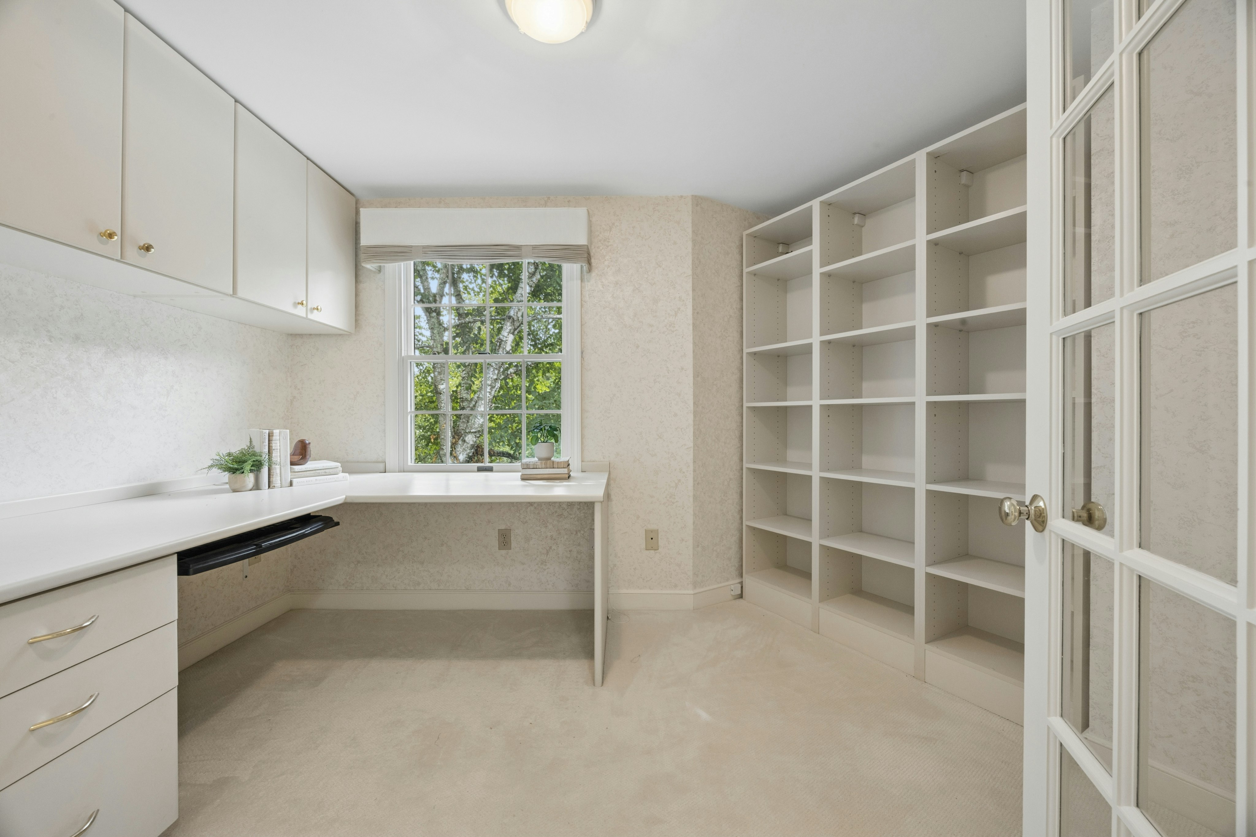  18 Lois Lane, Lexington, MA, 02420 - 物件實景