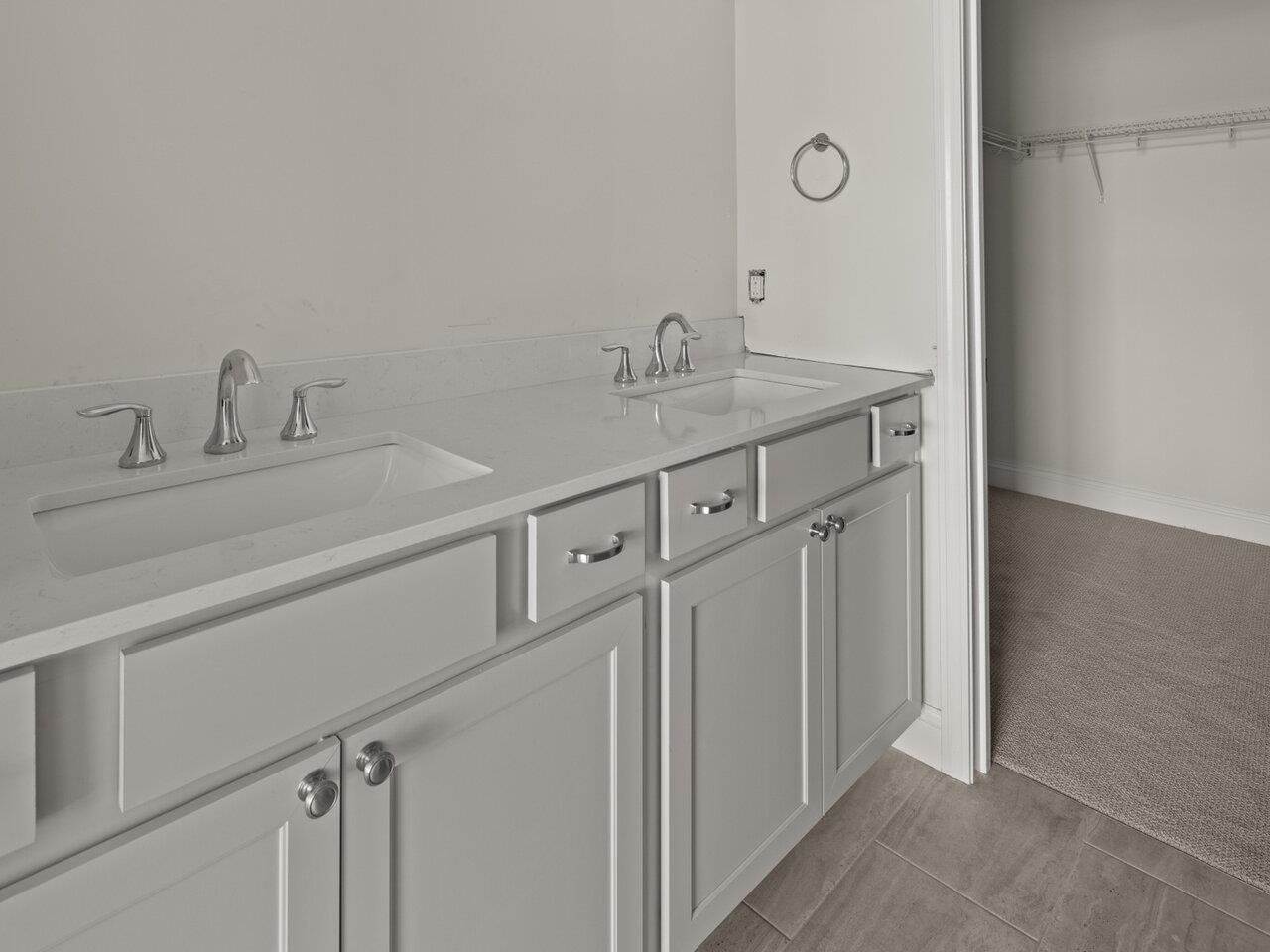 South Burlington, Vermont, 05403, United States, 3 Bedrooms Bedrooms, ,2 BathroomsBathrooms,Residential,For Sale,1838208