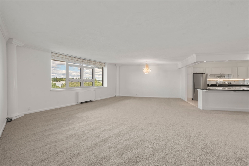 Newton, Massachusetts, 02467, United States, 1 Bedroom Bedrooms, ,2 BathroomsBathrooms,Residential,For Sale,1954764