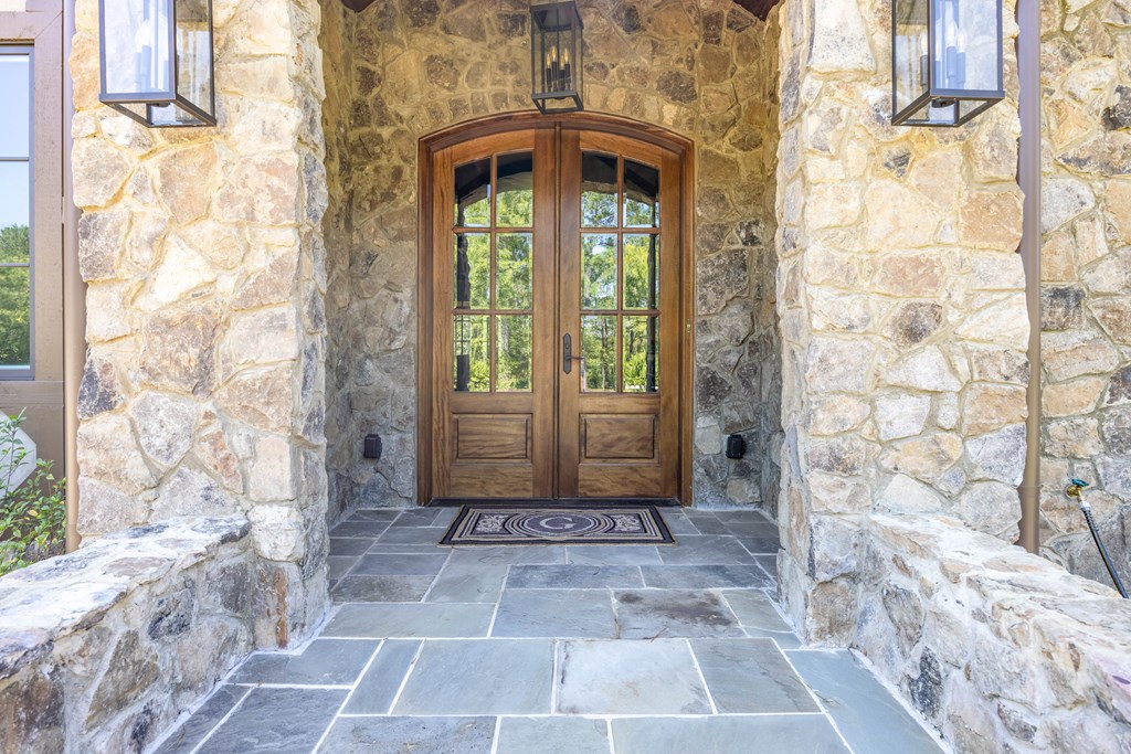 Columbus, Georgia, 31904, United States, 5 Bedrooms Bedrooms, ,5 BathroomsBathrooms,Residential,For Sale,1906061