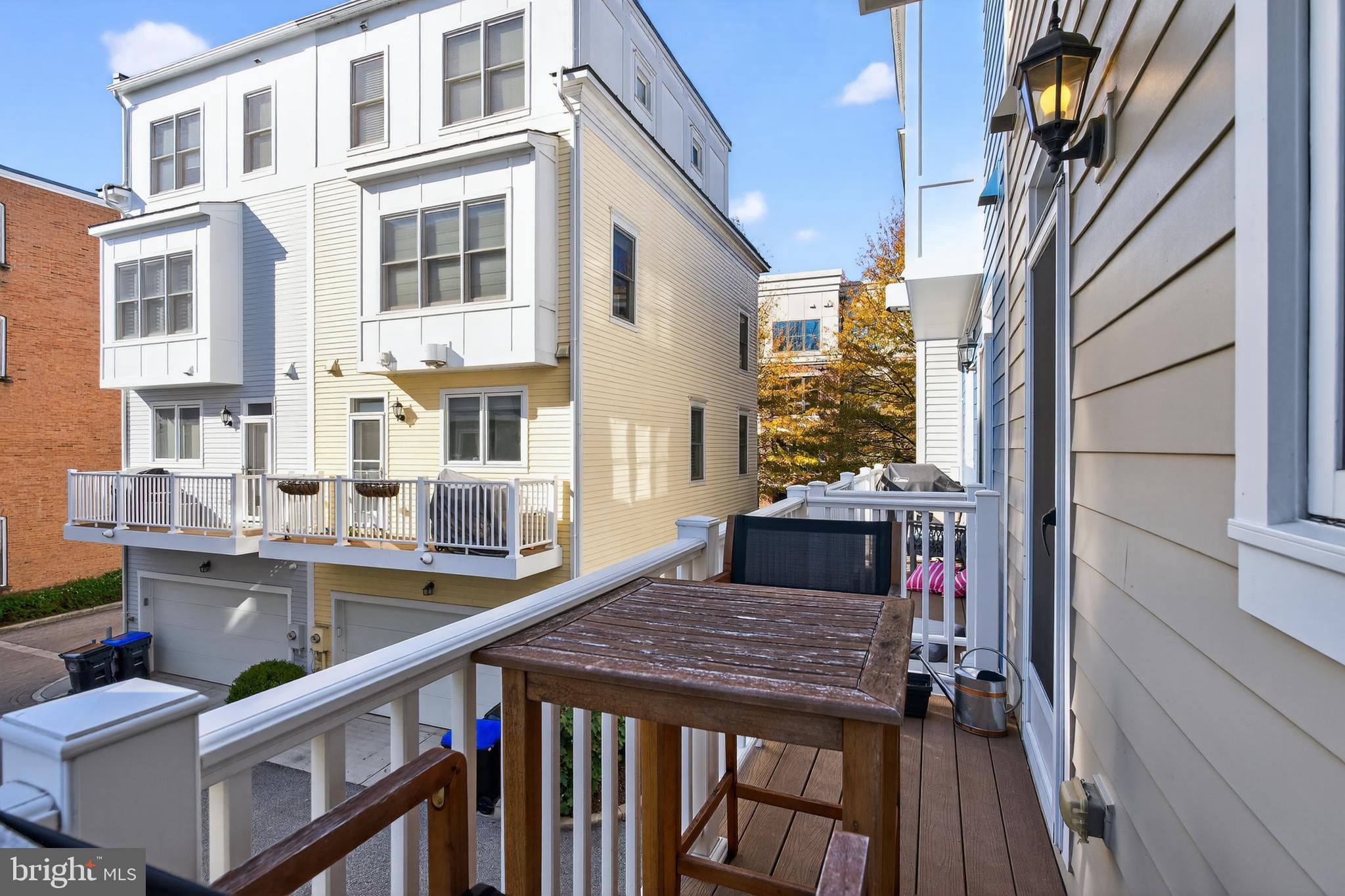 Alexandria, Virginia, 22314, United States, 3 Bedrooms Bedrooms, ,4 BathroomsBathrooms,Residential,For Sale,1992365