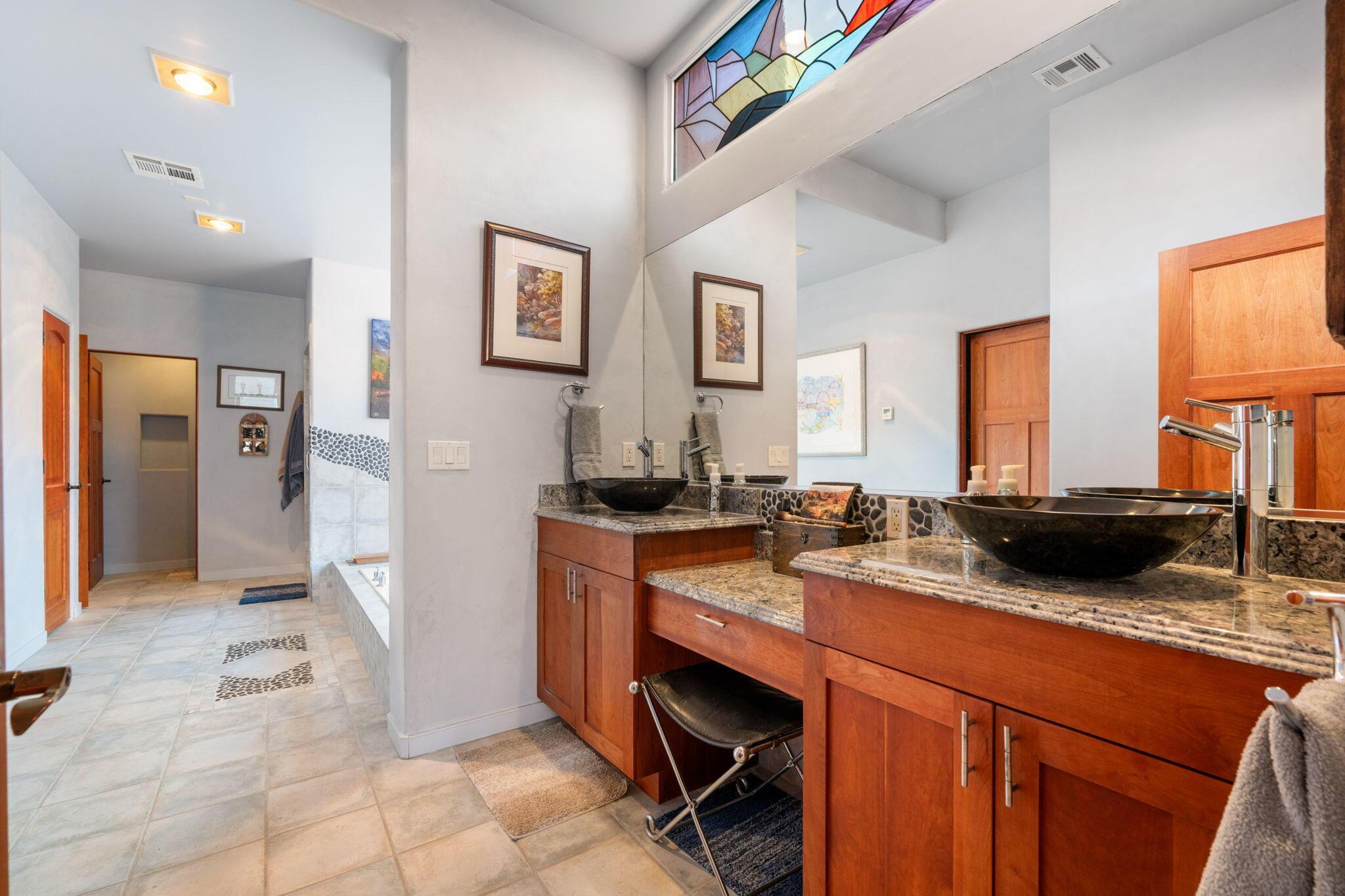 Ivins, Utah, 84738, United States, 3 Bedrooms Bedrooms, ,3 BathroomsBathrooms,Residential,For Sale,2048160