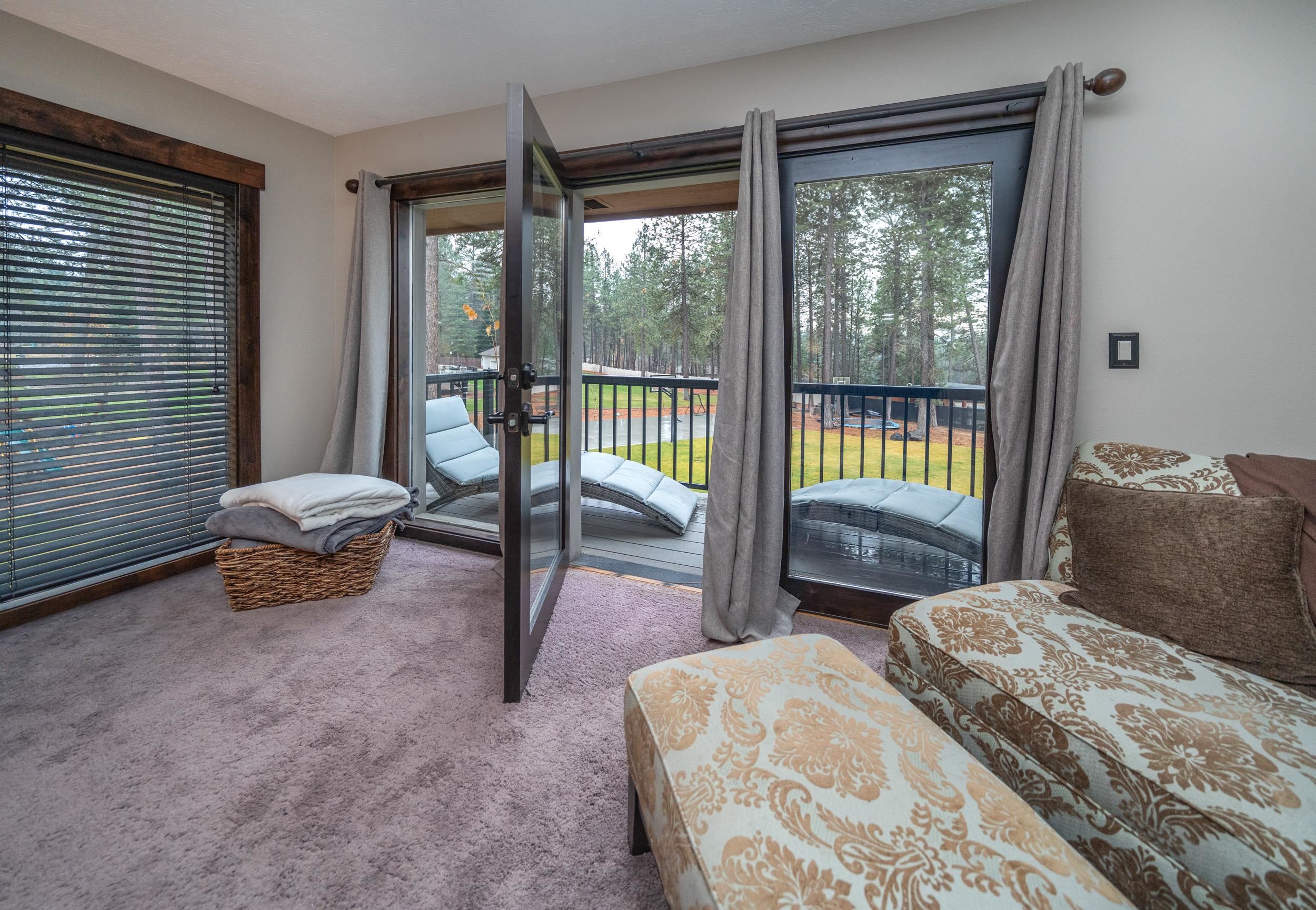 Colbert, Washington, 99005, United States, 5 Bedrooms Bedrooms, ,4 BathroomsBathrooms,Residential,For Sale,1974810