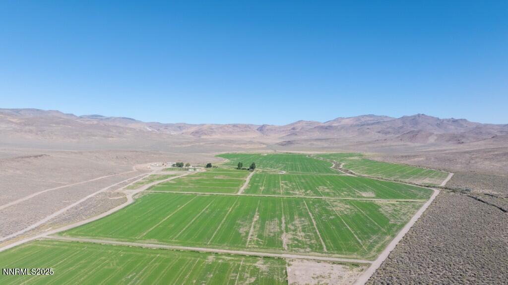 Gerlach, Nevada, 89412, United States, 6 Bedrooms Bedrooms, ,4 BathroomsBathrooms,Residential,For Sale,1986472